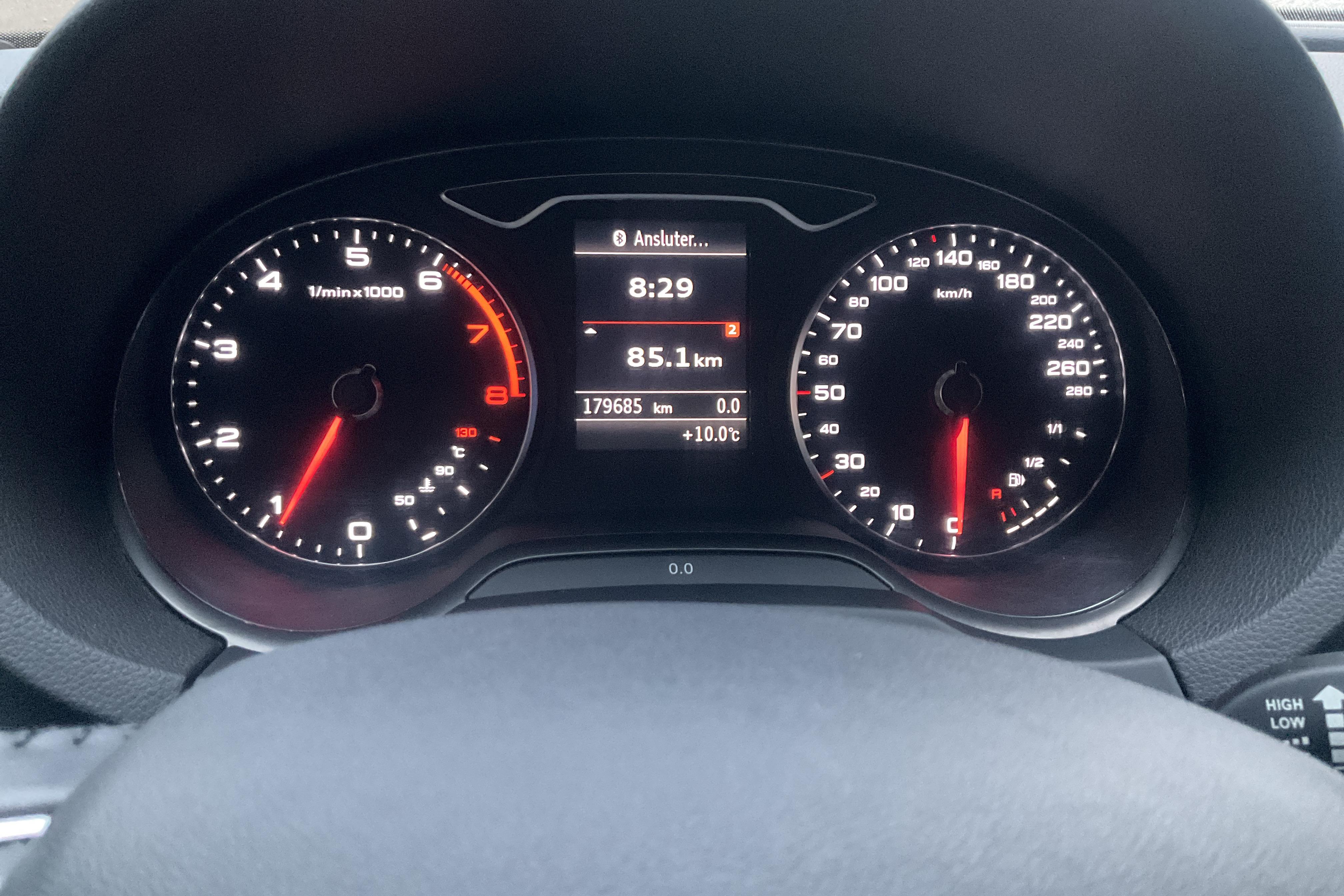 Audi A3 1.4 TFSI Sportback (122hk) - 179 690 km - Manuaalinen - valkoinen - 2014