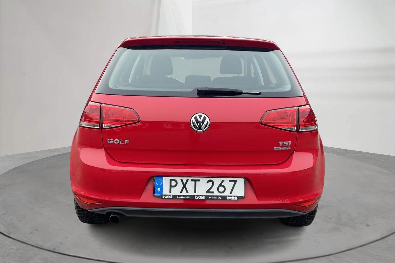 VW Golf VII 1.2 TSI 5dr (105hk) - 188 460 km - Manual - red - 2014