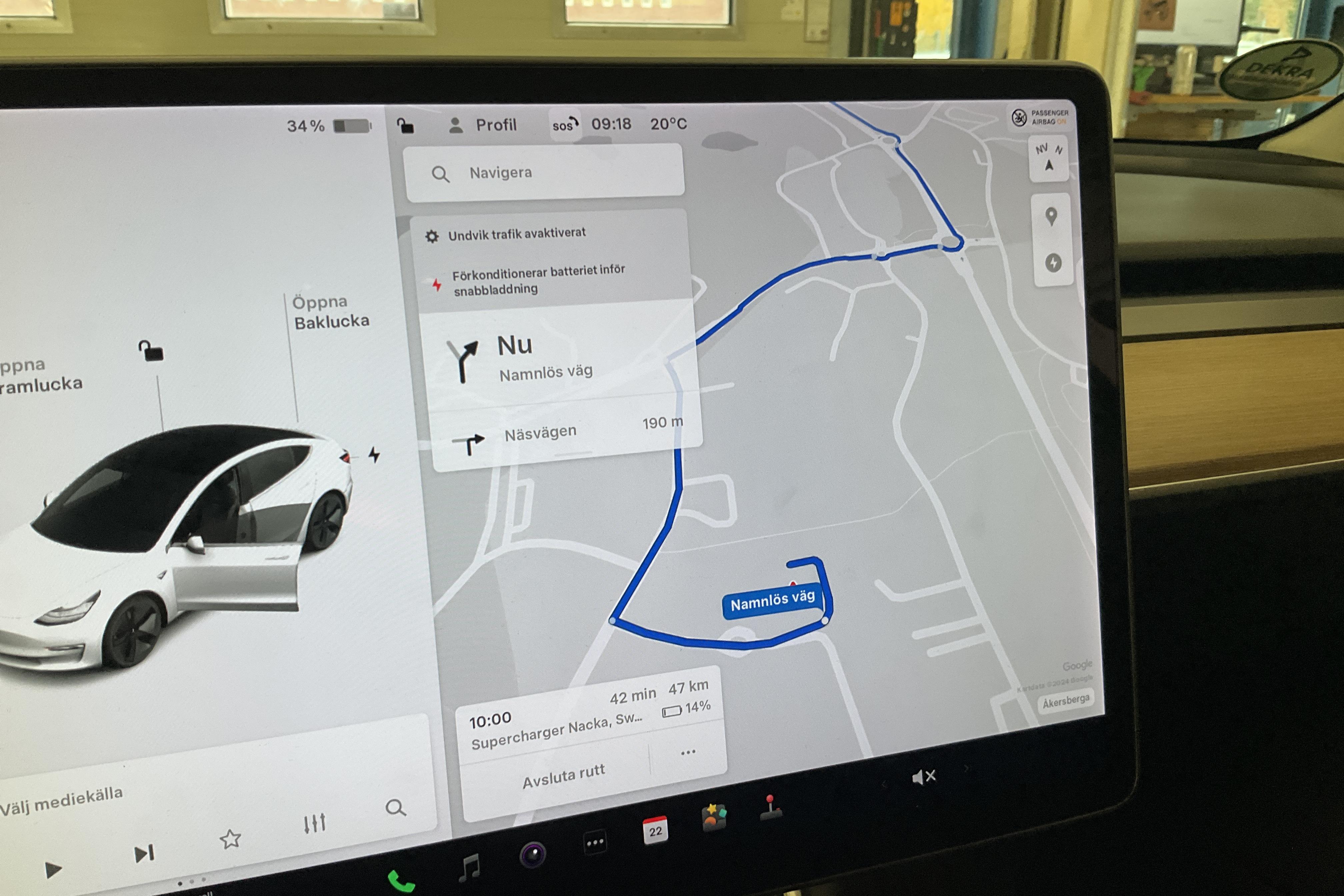 Tesla Model 3 Standard Range RWD - 103 220 km - Automatic - white - 2020