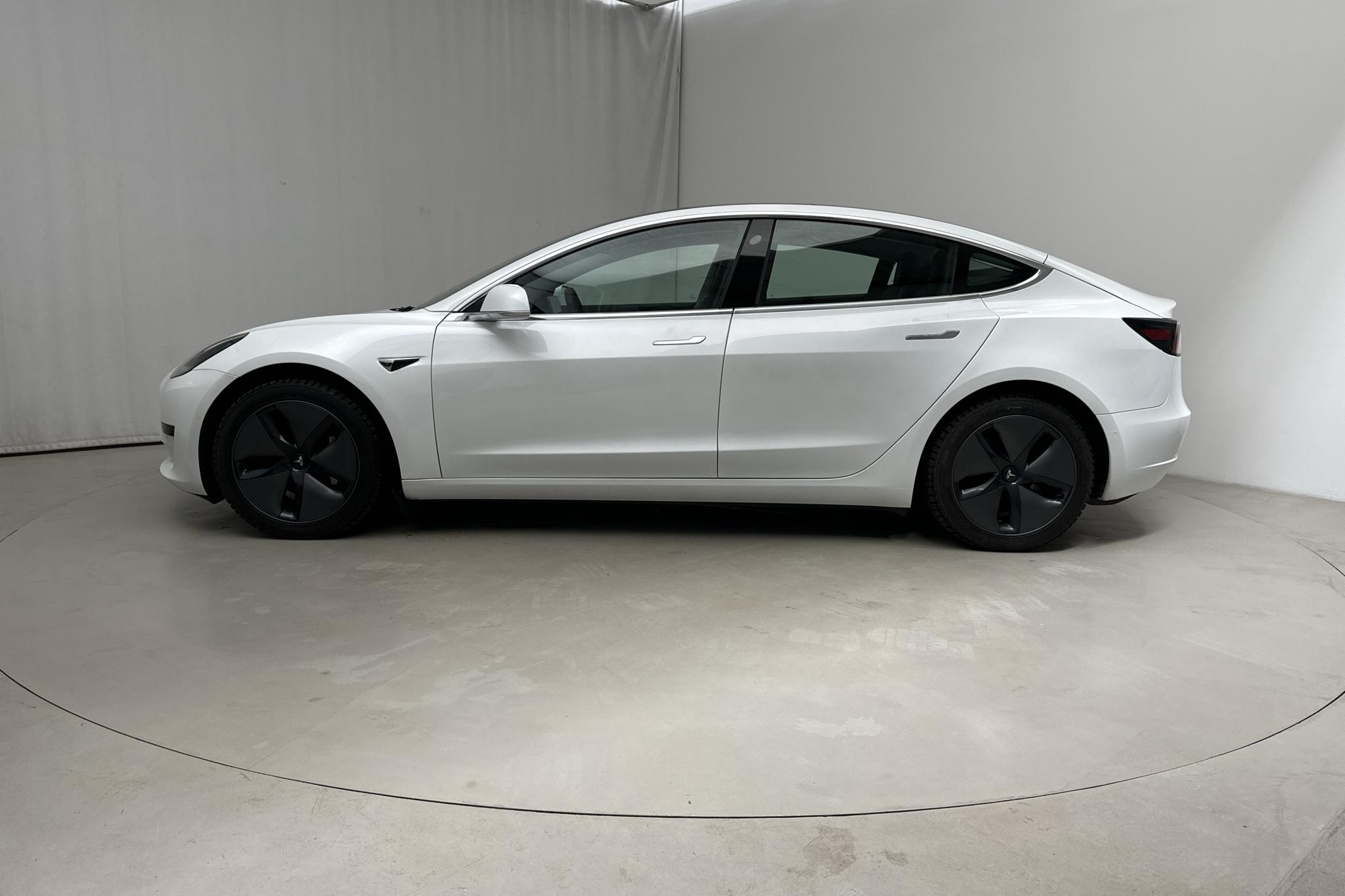 Tesla Model 3 Standard Range RWD - 103 220 km - Automatic - white - 2020