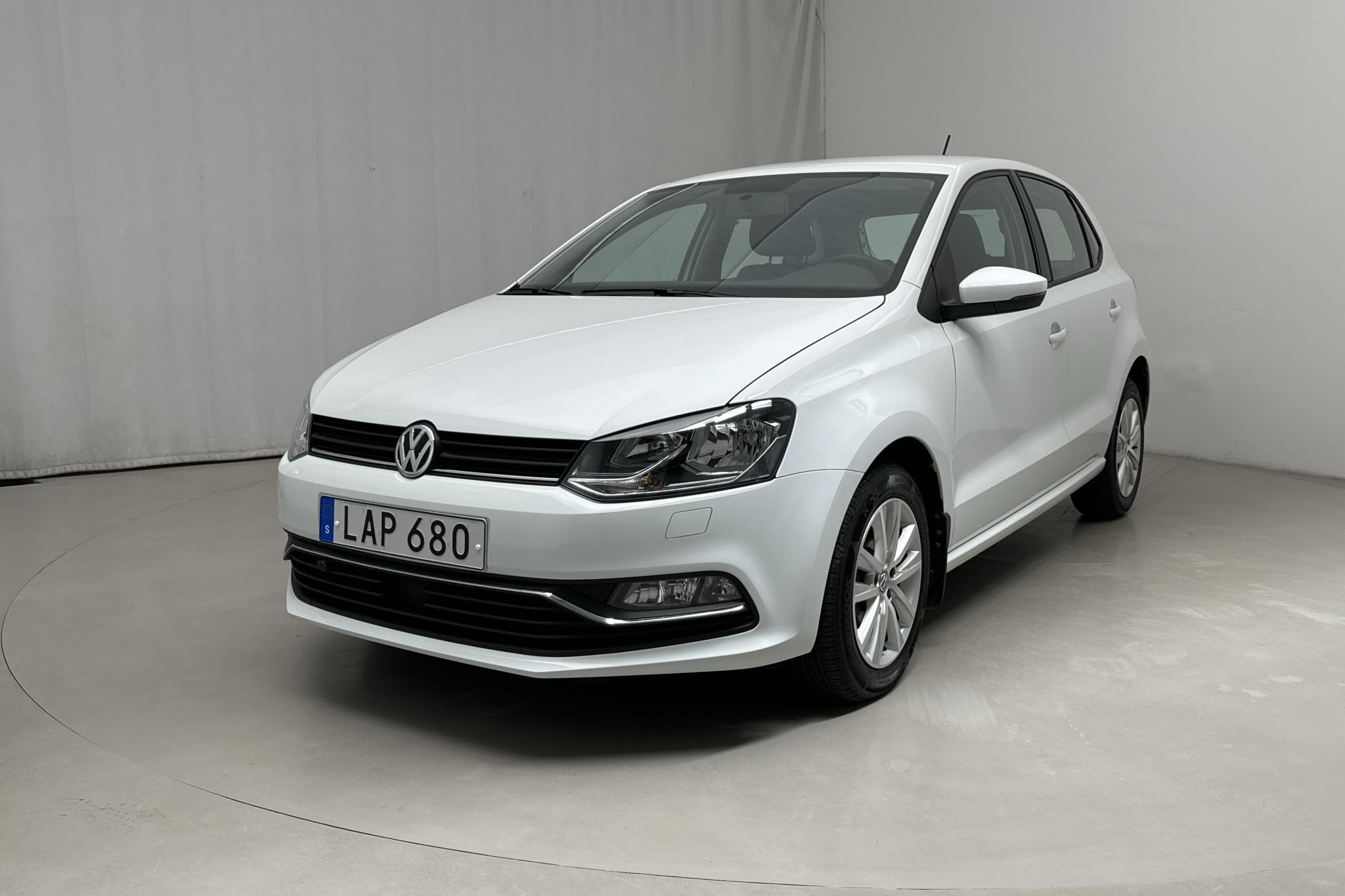 VW Polo 1.2 TSI 5dr (90hk) - 20 670 km - Manuaalinen - valkoinen - 2016