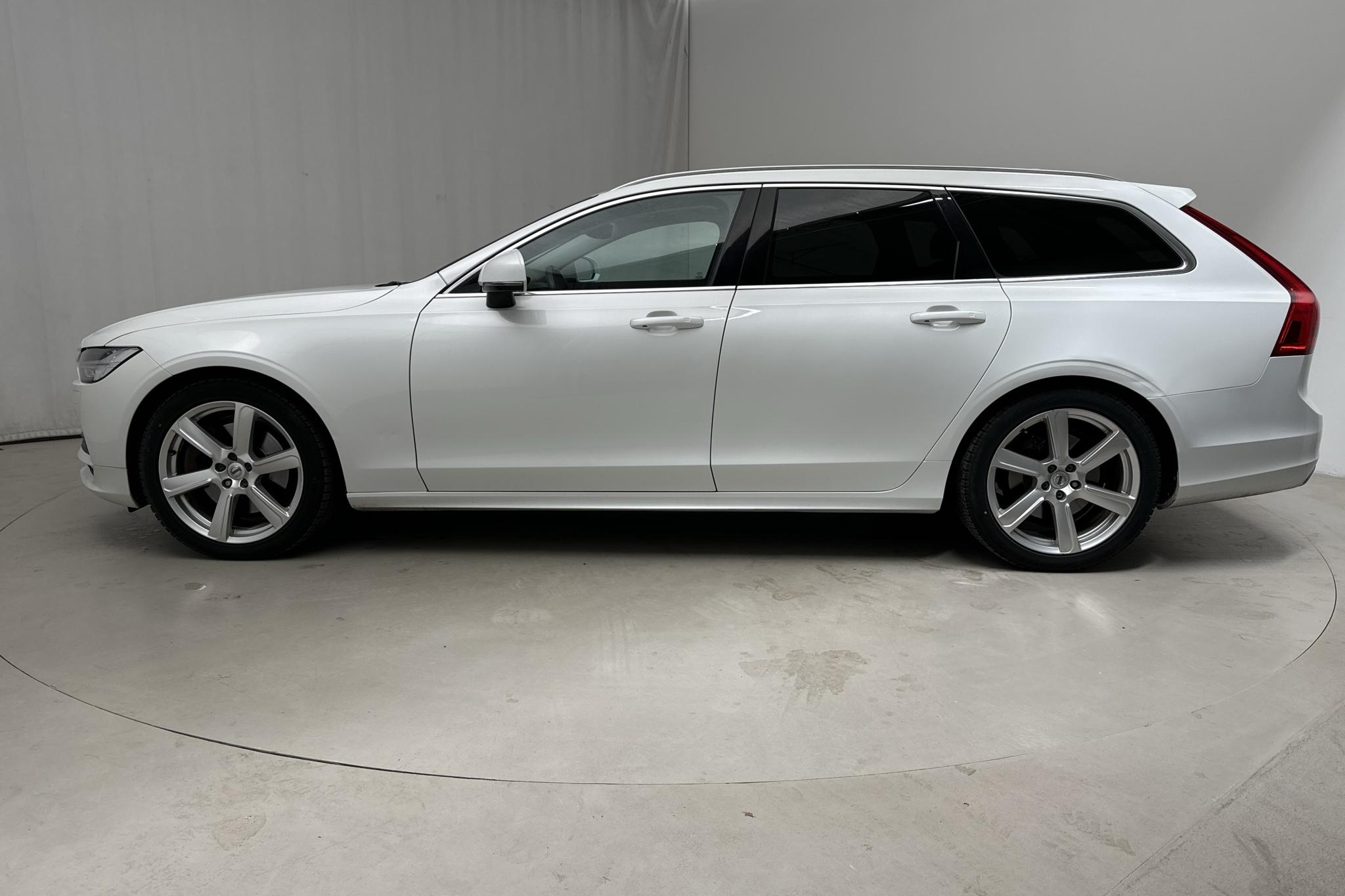 Volvo V90 T4 (190hk) - 103 010 km - Automatyczna - biały - 2019