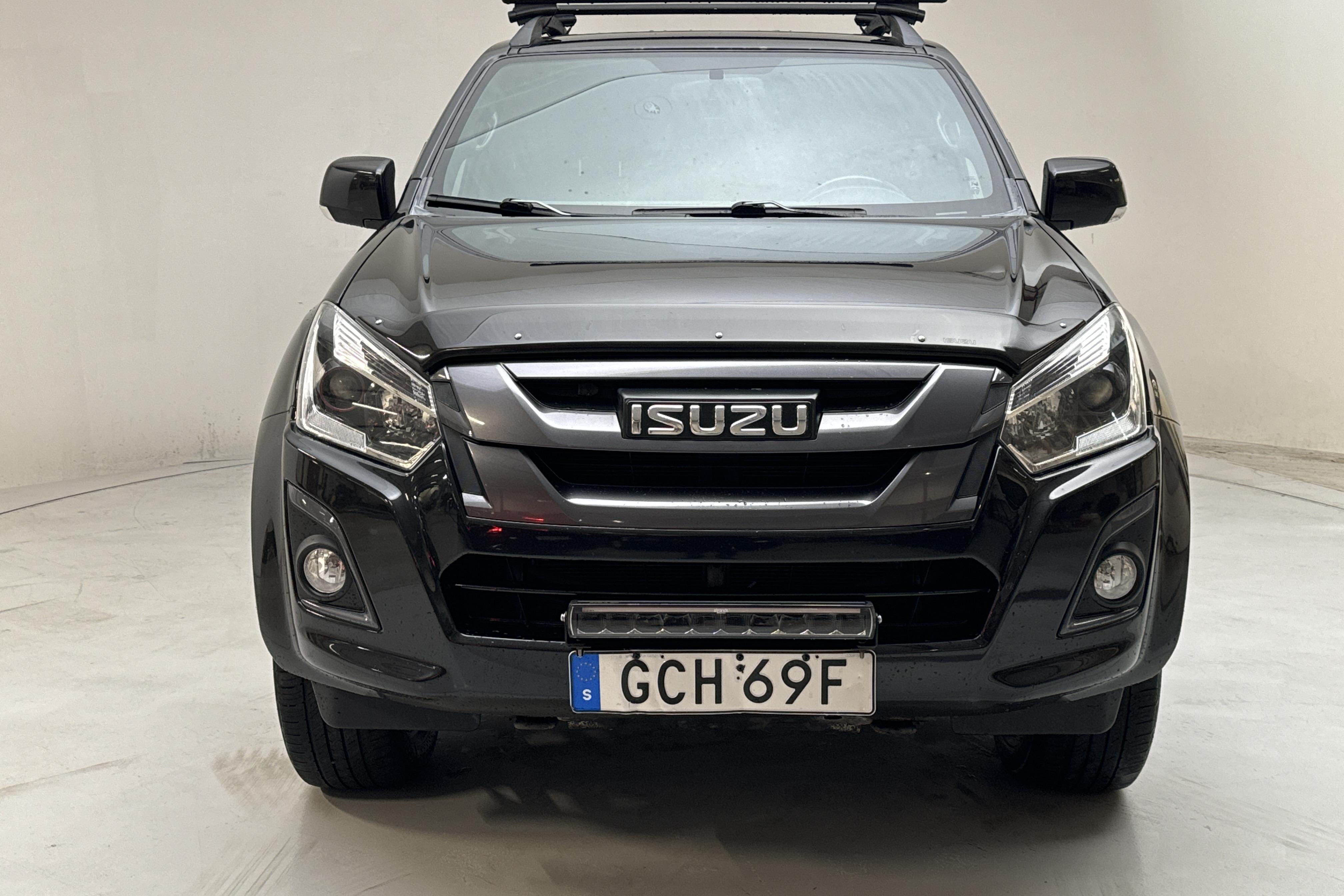 Isuzu D-MAX 1.9 DDI 4WD (163hk) - 202 500 km - Automatic - black - 2019