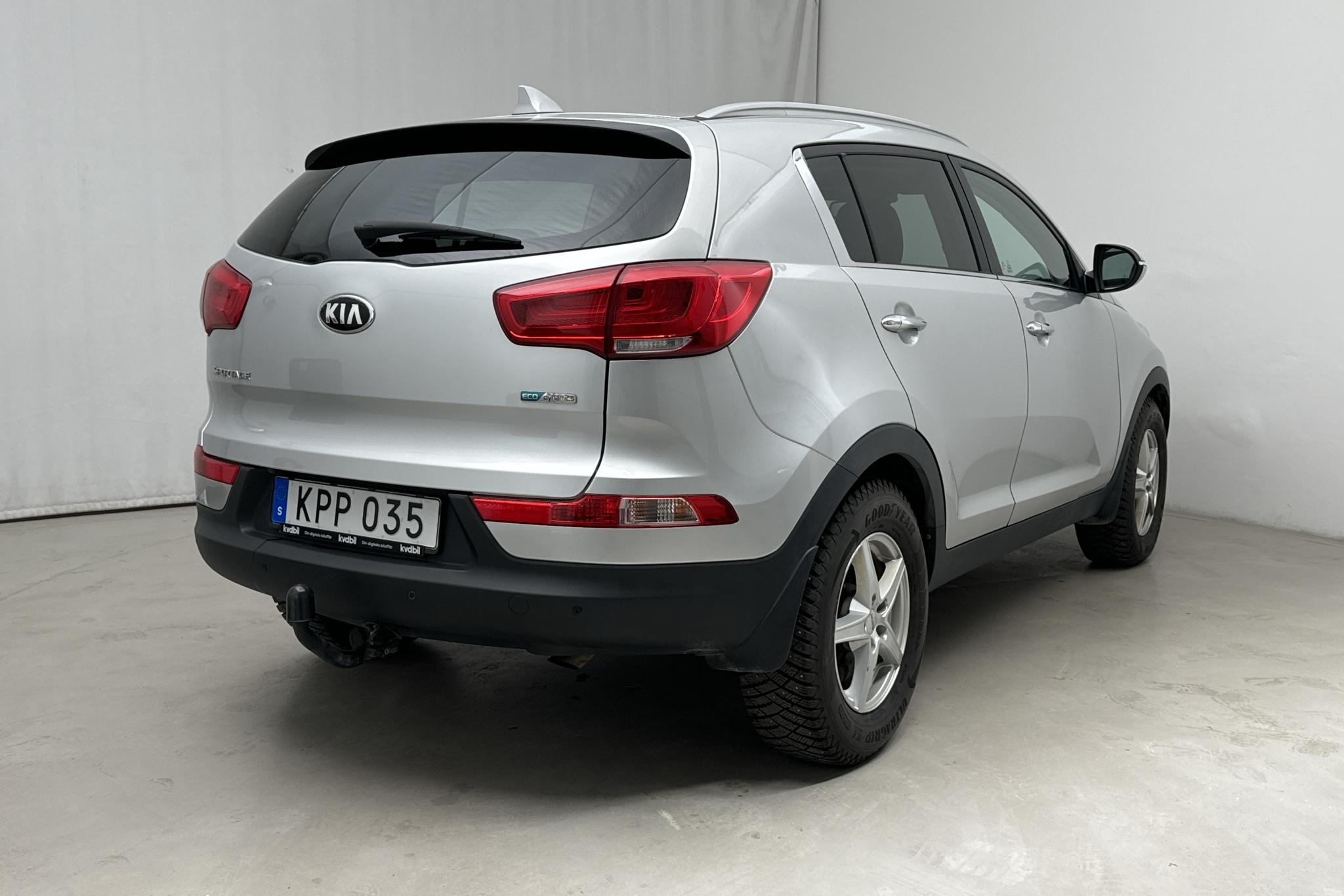 KIA Sportage 1.6 2WD (136hk) - 133 930 km - Manual - gray - 2015