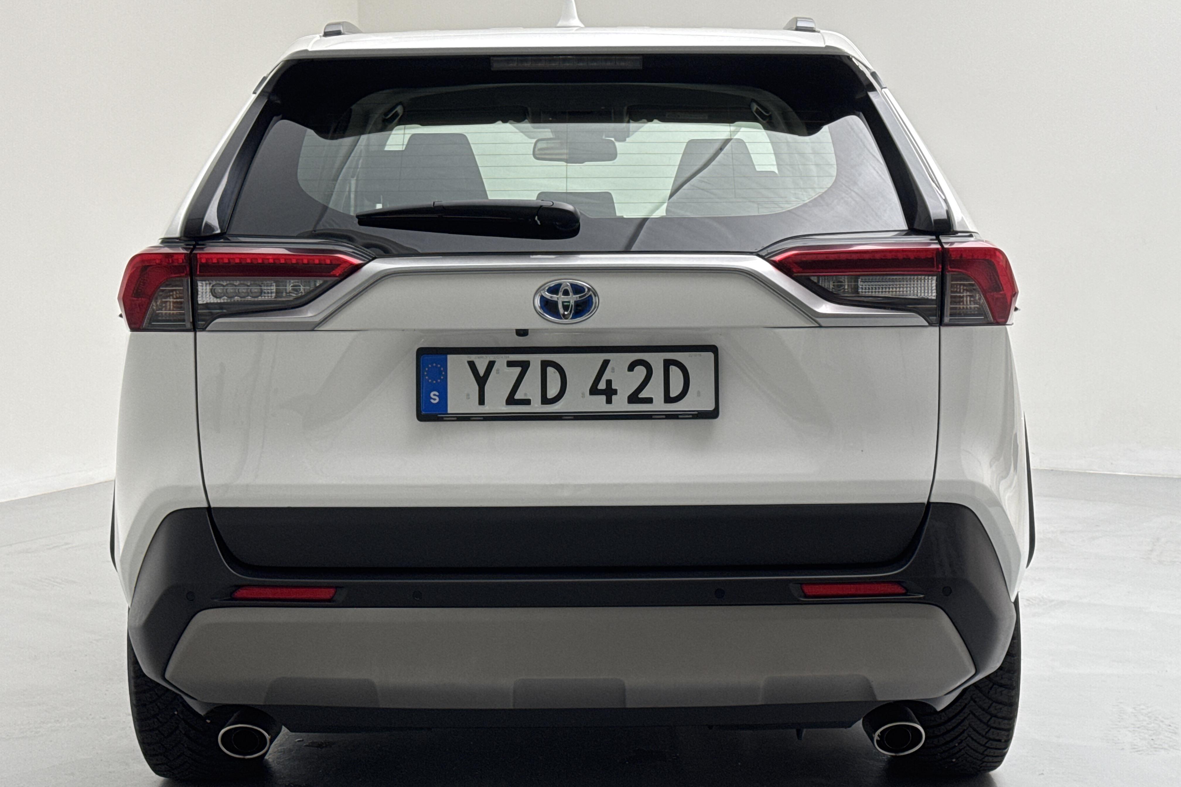 Toyota RAV4 2.5 HSD AWD (222hk) - 13 030 mil - Automat - grå - 2023