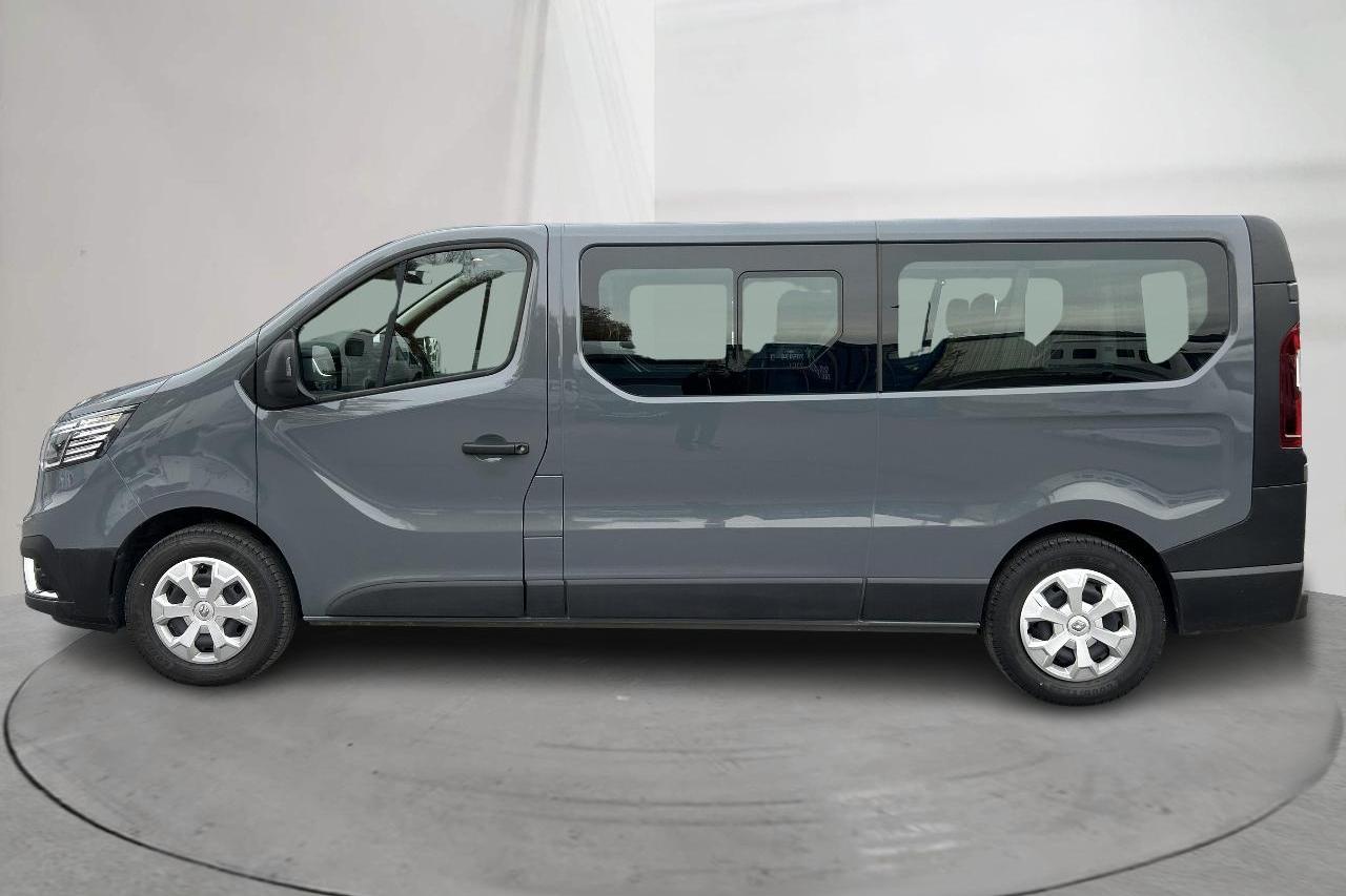 Renault Trafic Grand Kombi 2.0 dCi (150hk) - 28 360 km - Manual - gray - 2022