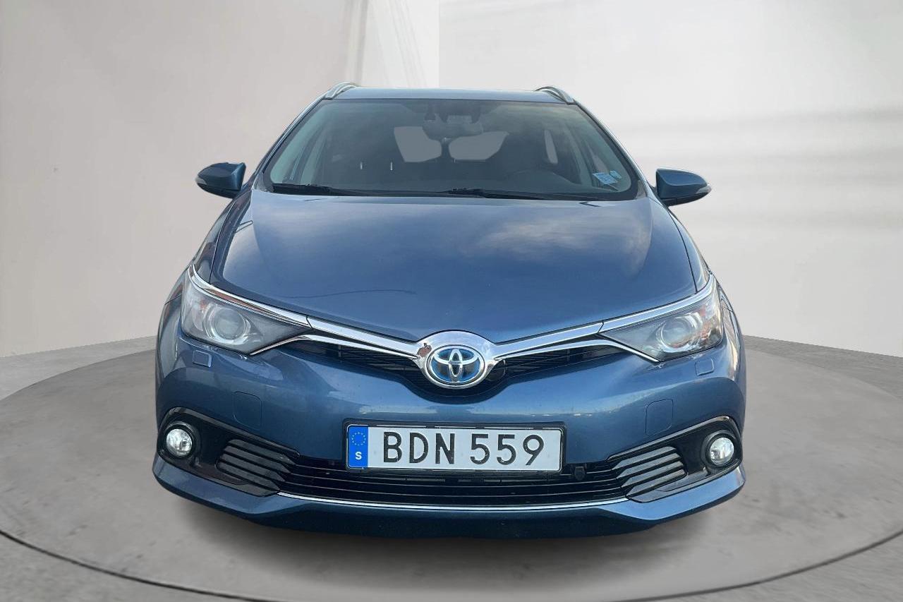 Toyota Auris 1.8 HSD Touring Sports (99hk) - 182 160 km - Automaattinen - sininen - 2016