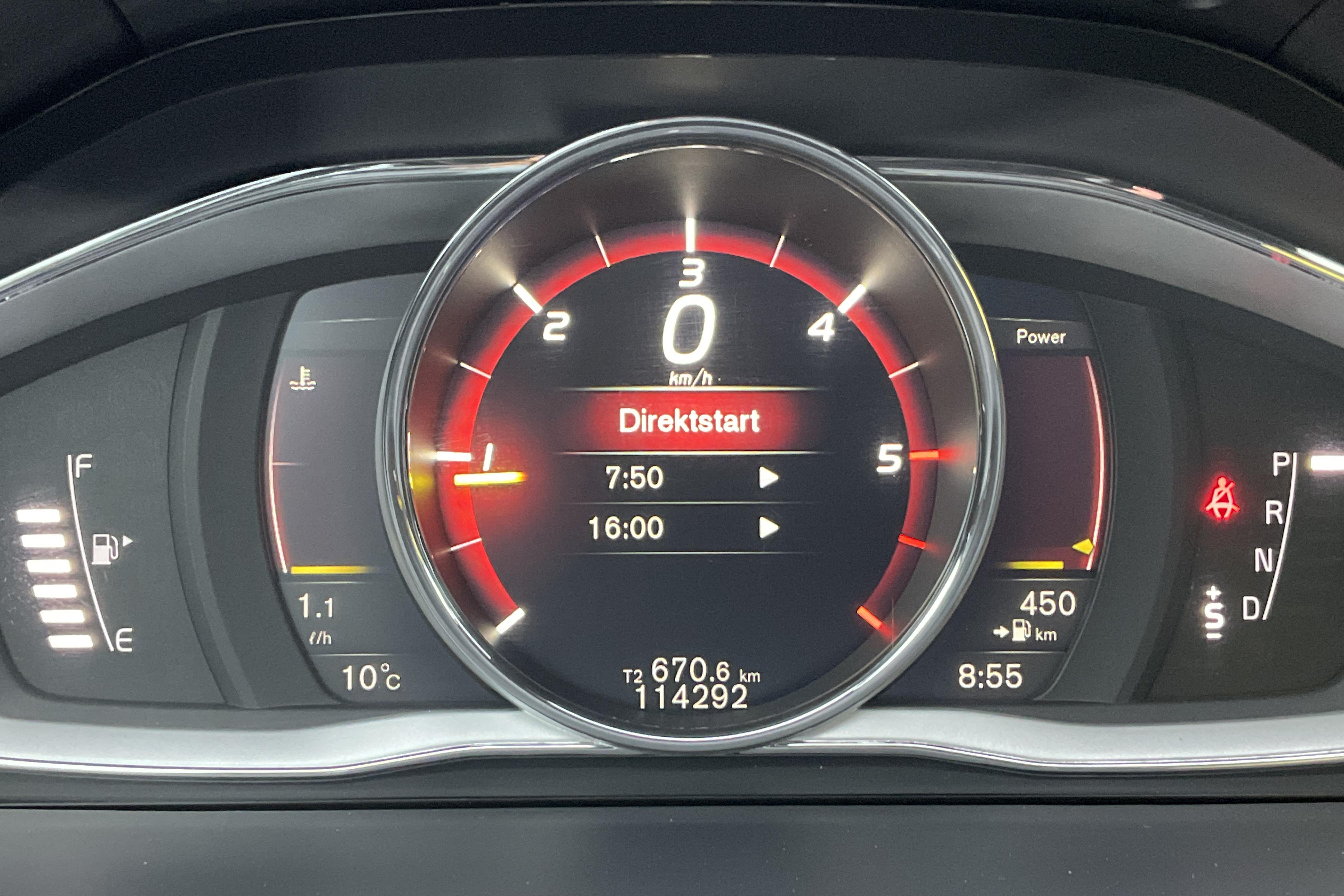 Volvo V60 D4 (190hk) - 11 430 mil - Automat - vit - 2018