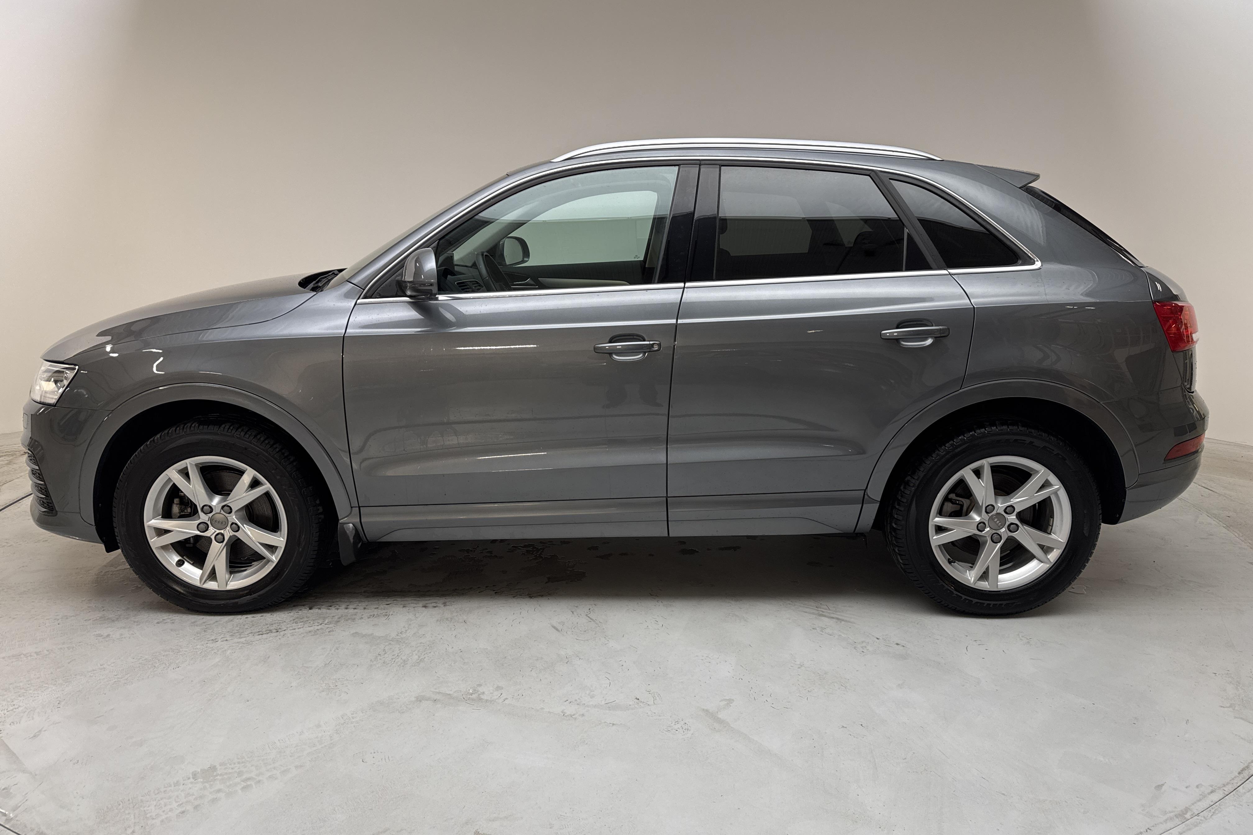 Audi Q3 2.0 TFSI quattro (180hk) - 22 570 km - Automatic - gray - 2017