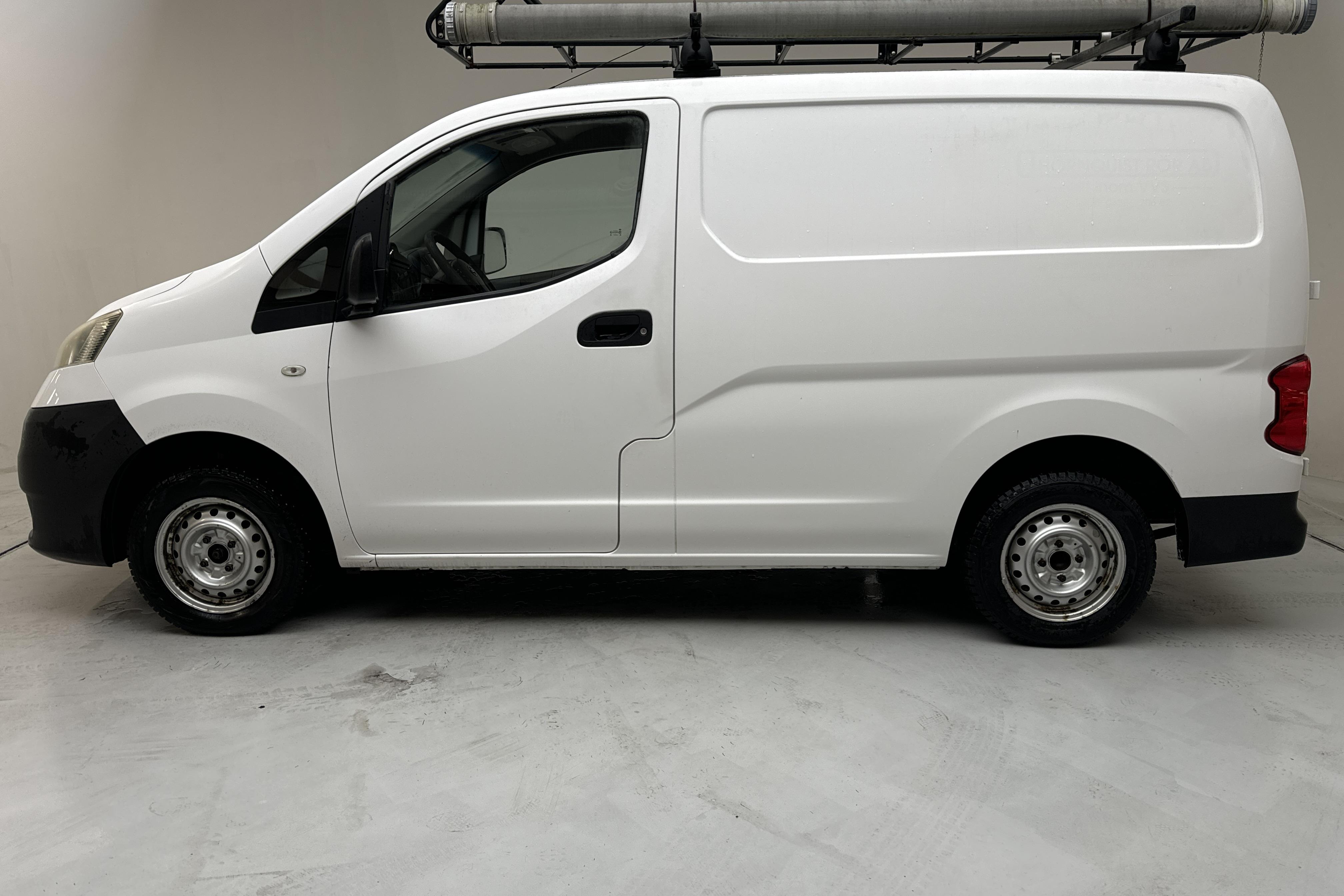 Nissan NV200 1.5 dCi Skåp (90hk) - 121 670 km - Manual - white - 2015