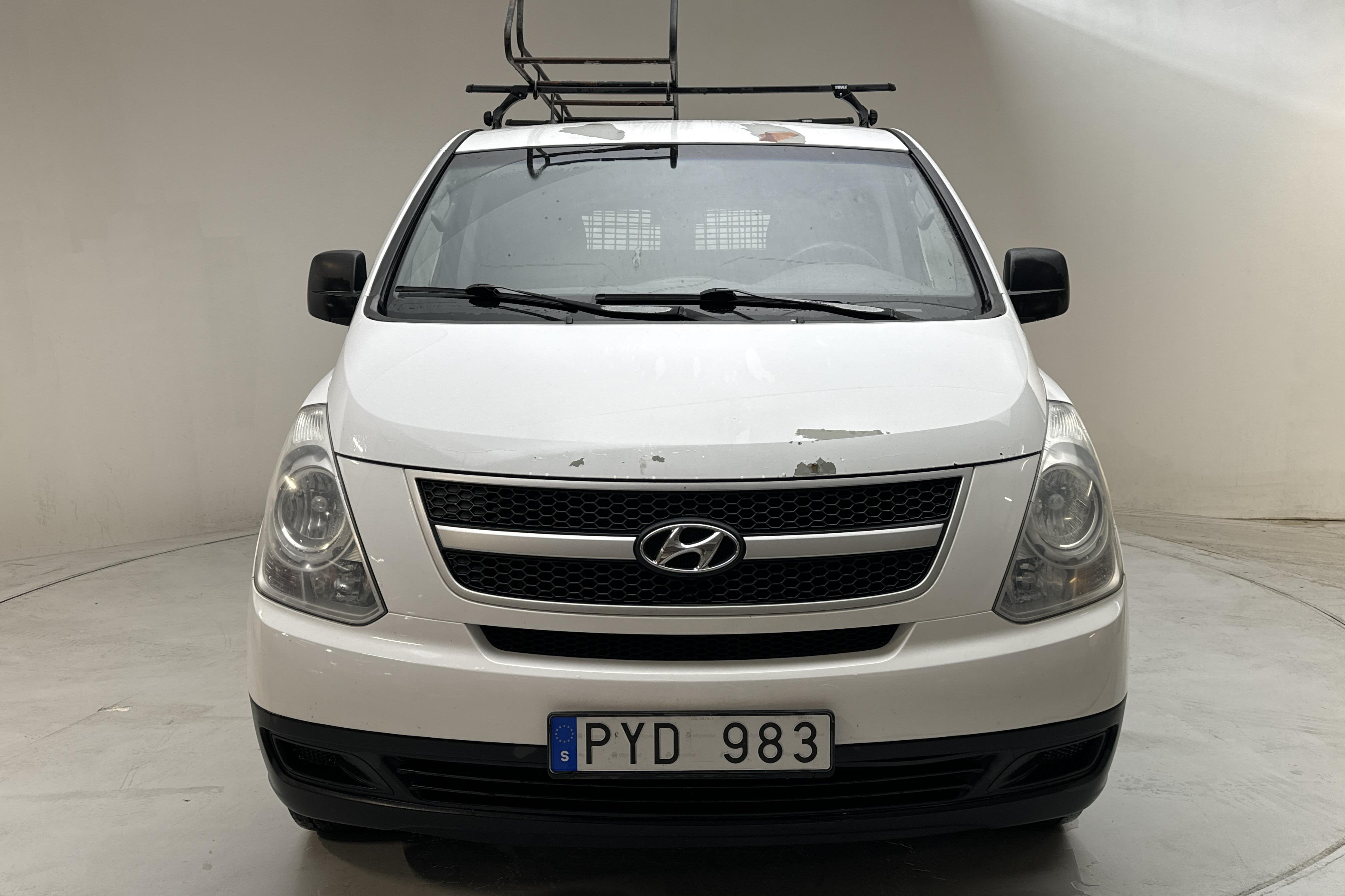 Hyundai H-1 2.5 CRDi Skåp (170hk) - 18 978 mil - Manuell - vit - 2008