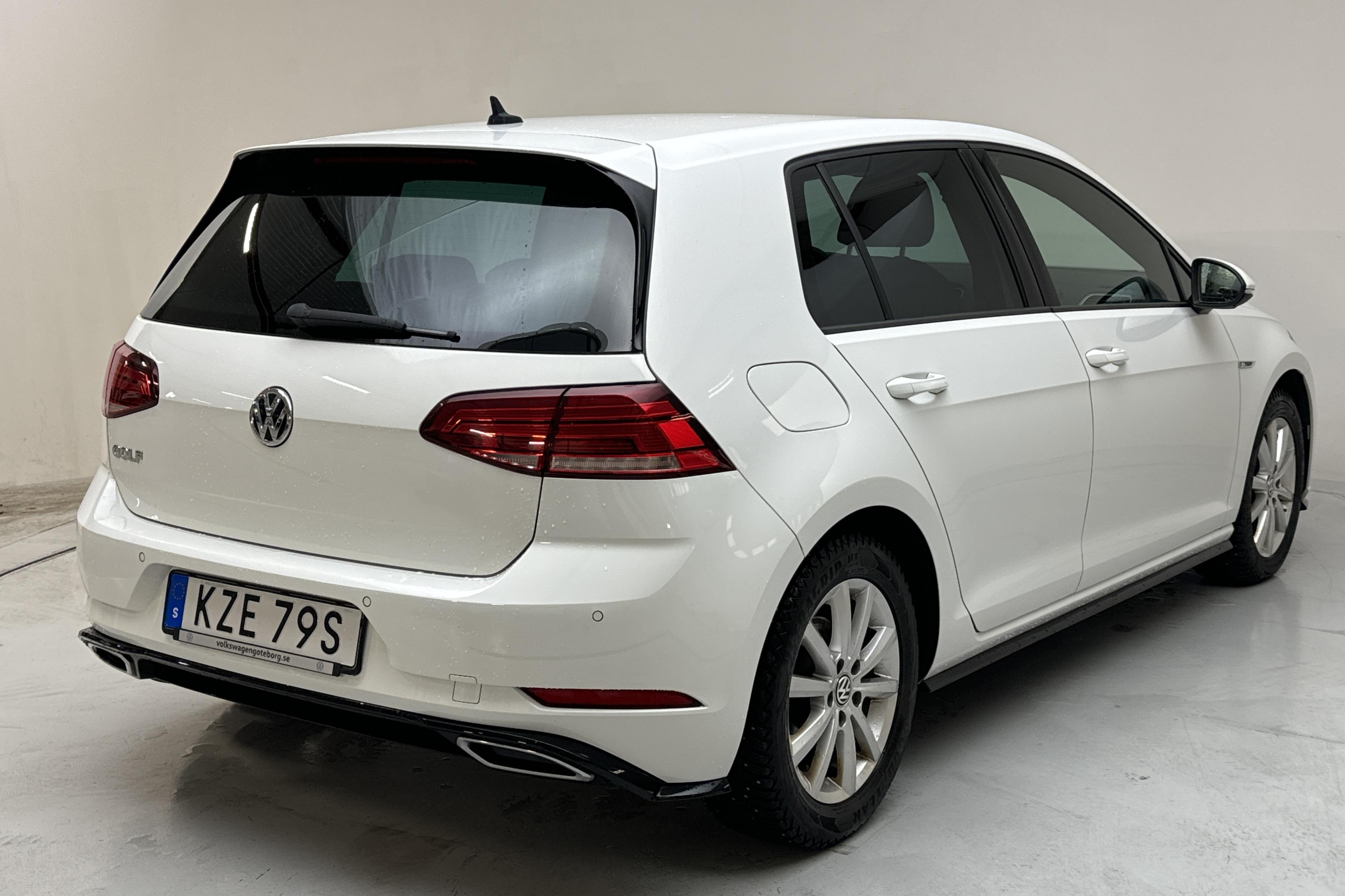 VW Golf VII 1.5 TSI 5dr (150hk) - 37 520 km - Automatyczna - biały - 2020