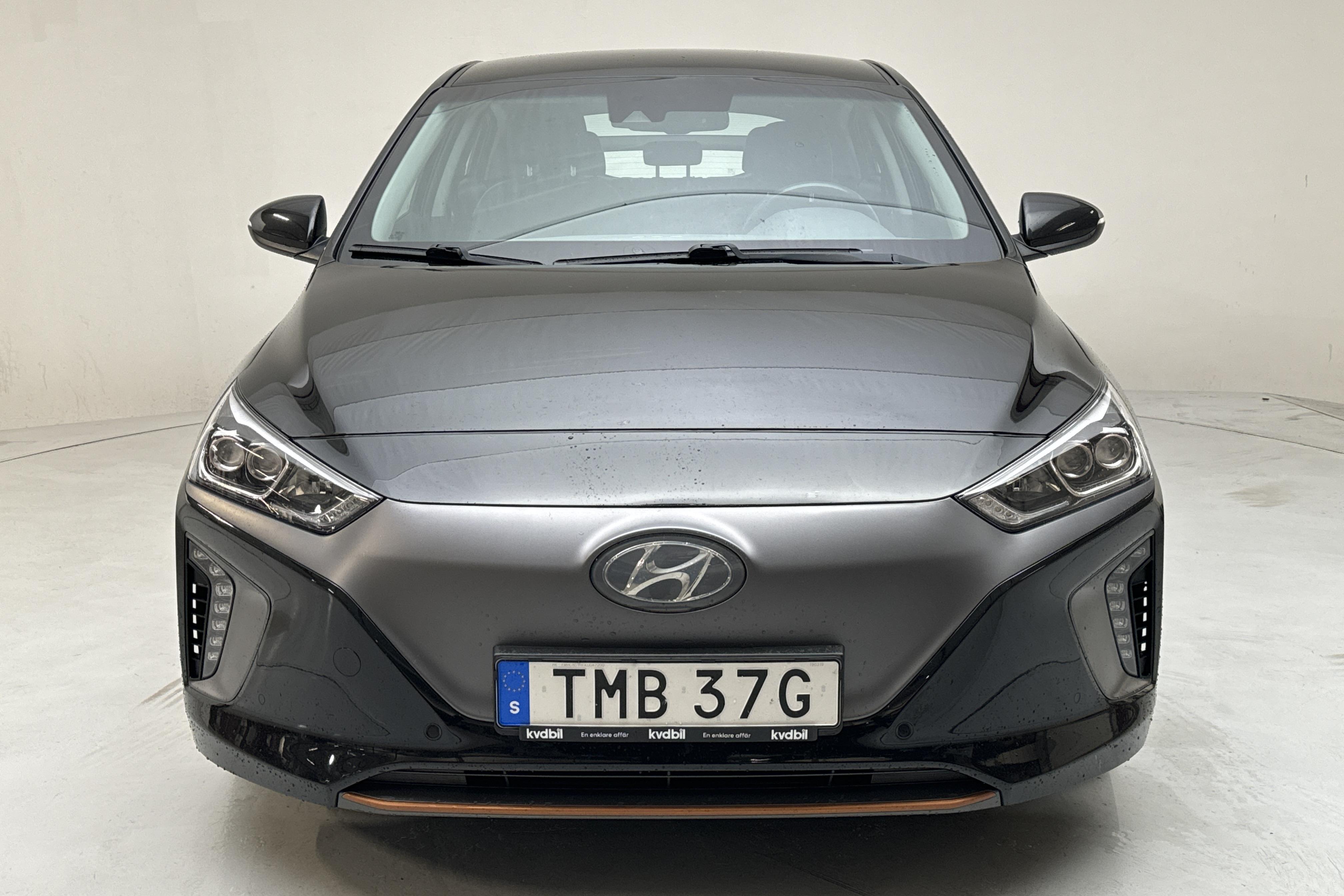 Hyundai IONIQ Electric (120hk) - 96 200 km - Automatyczna - czarny - 2019