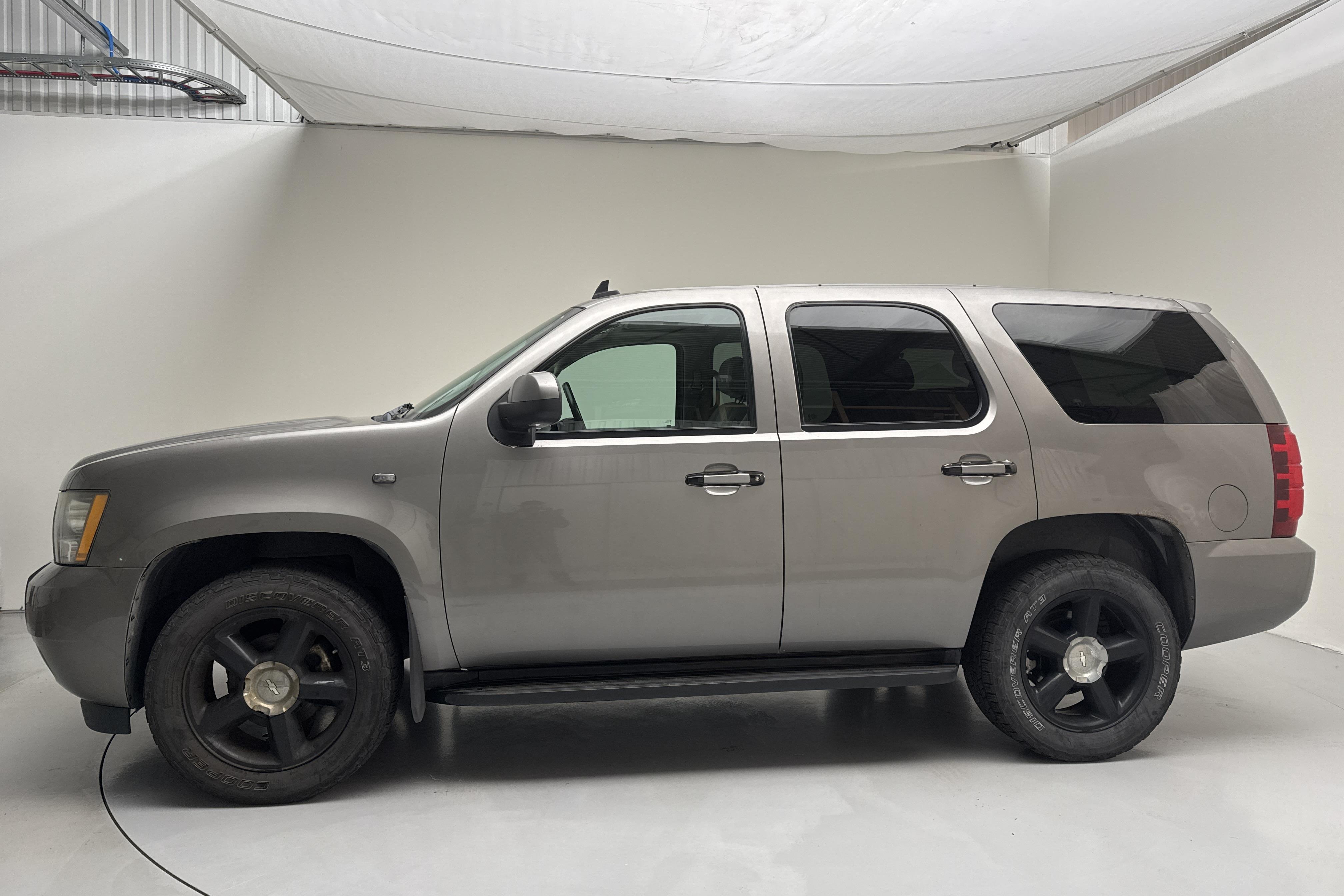 Chevrolet Tahoe 5.3 V8 4WD Flexfuel (320hk) - 201 720 km - Automatic - gray - 2007