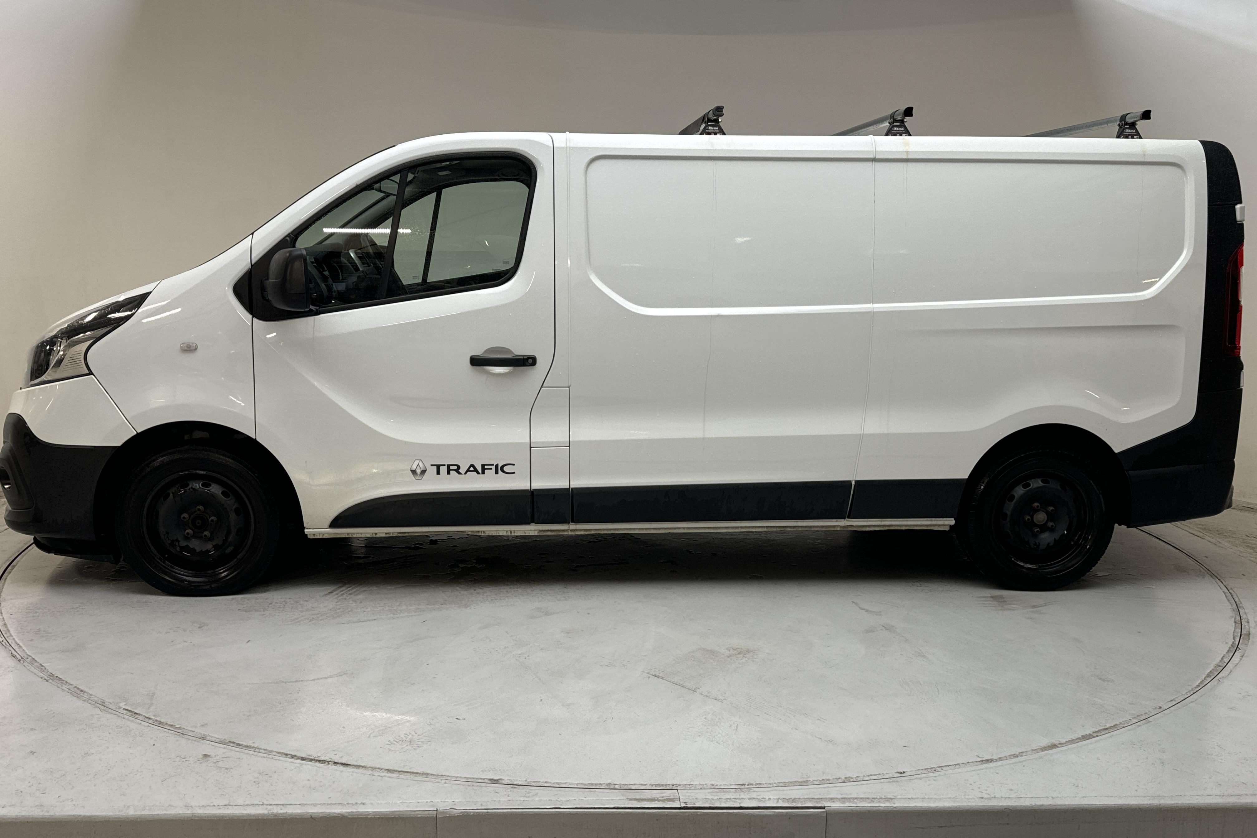 Renault Trafic 1.6 dCi Skåp (125hk) - 124 810 km - Manual - white - 2018