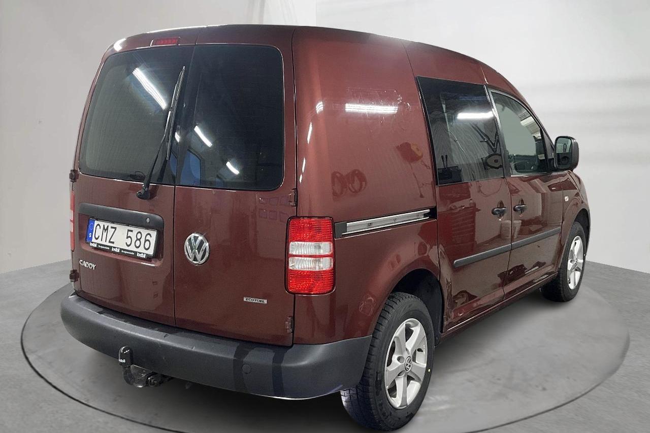 VW Caddy 2.0 Ecofuel Skåp (109hk) - 109 080 km - Manualna - czerwony - 2011