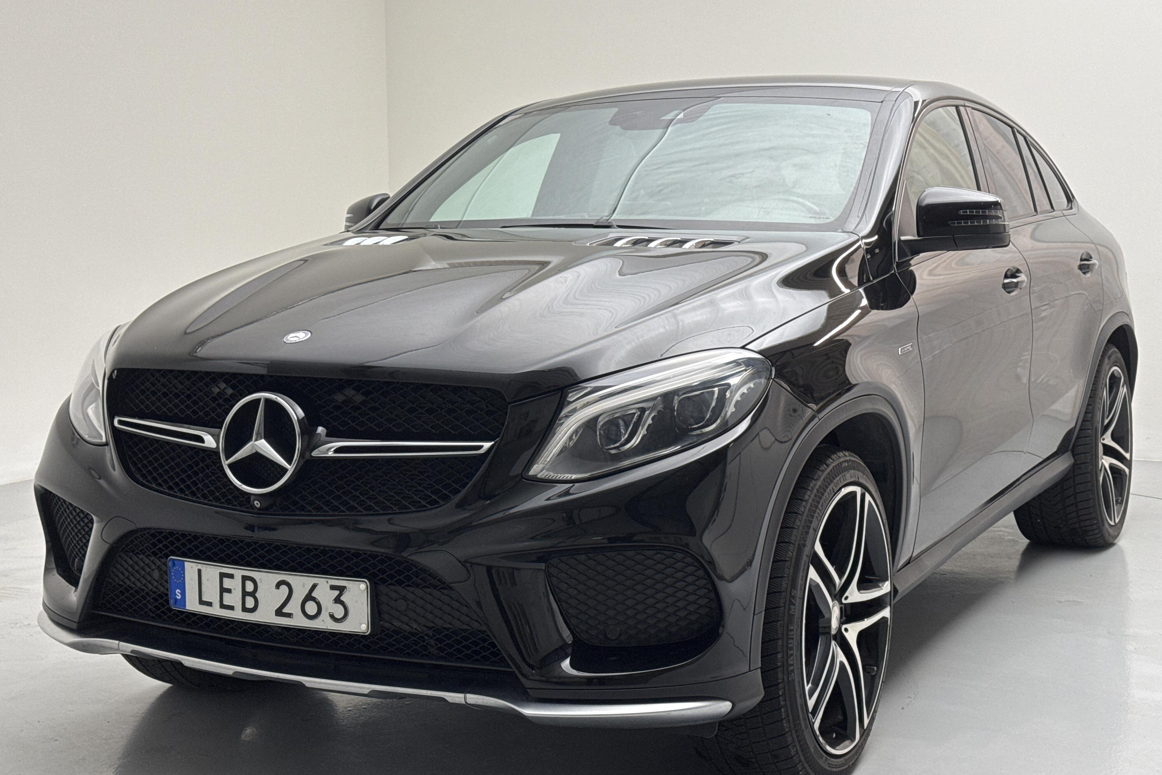 Mercedes GLE 450 AMG 4MATIC W166 (367hk) - 142 930 km - Automatic - black - 2016