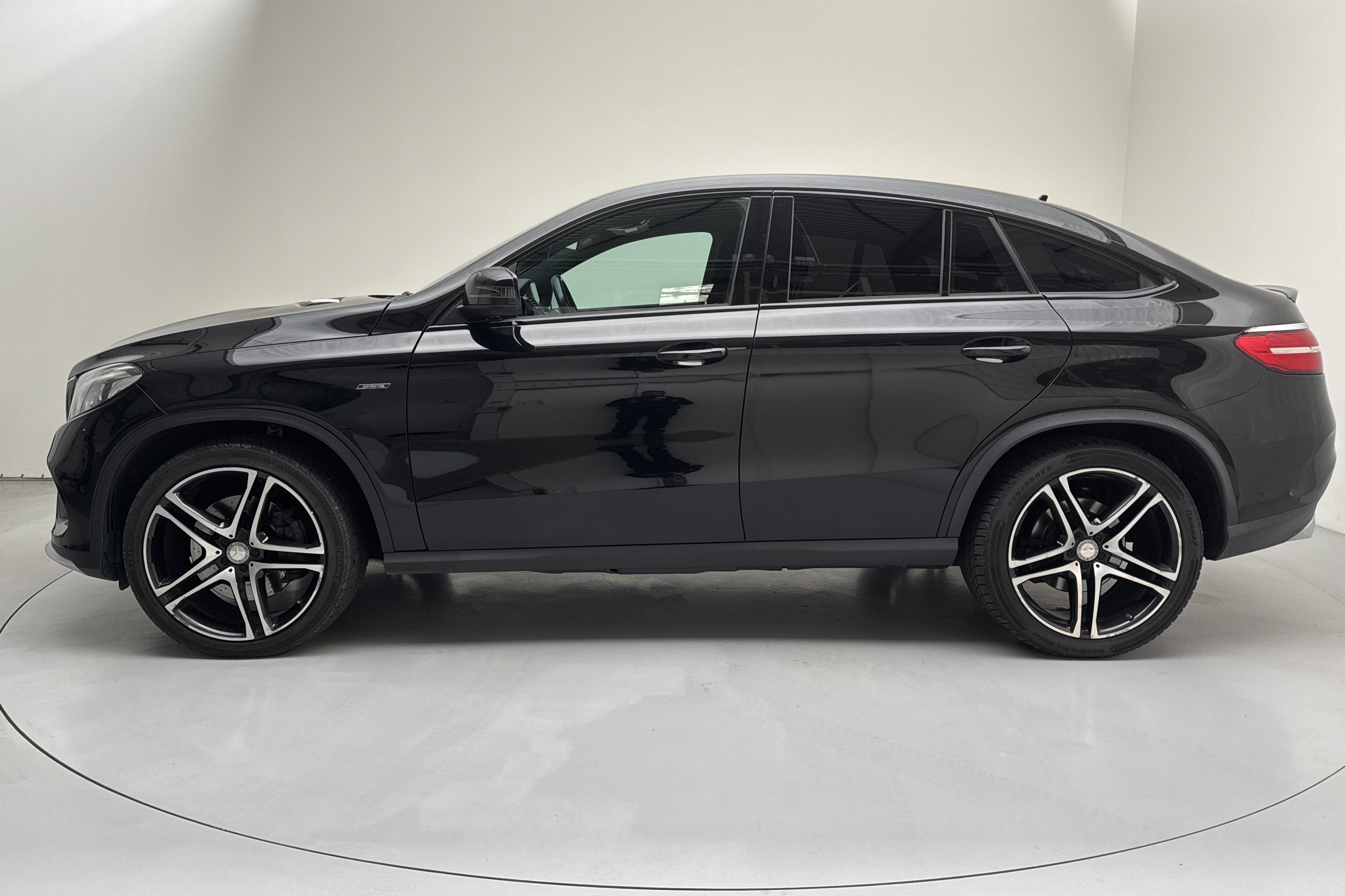 Mercedes GLE 450 AMG 4MATIC W166 (367hk) - 142 930 km - Automatic - black - 2016