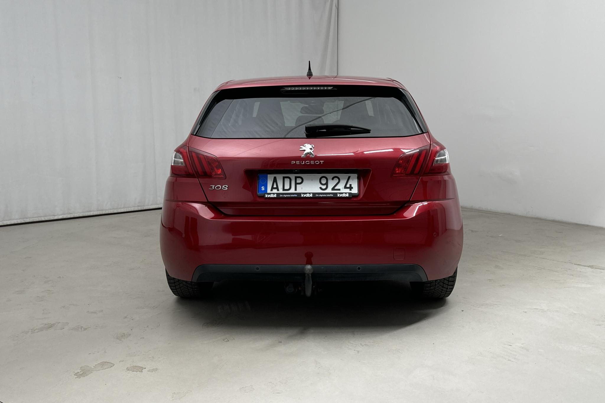 Peugeot 308 1.6 e-HDi (115hk) - 180 420 km - Manualna - Dark Red - 2014