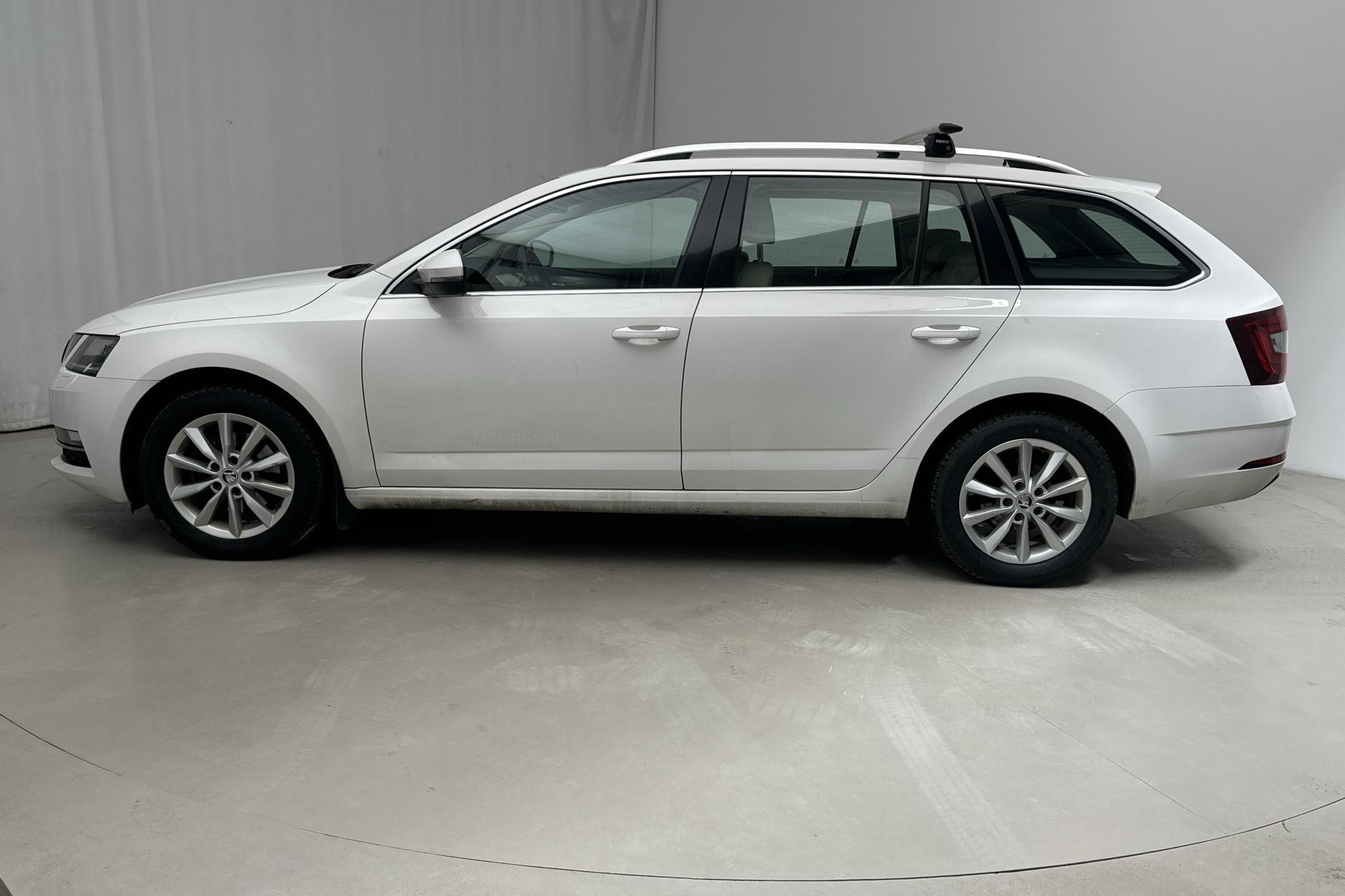 Skoda Octavia III 2.0 TDI Combi (150hk) - 133 890 km - Automatyczna - biały - 2019