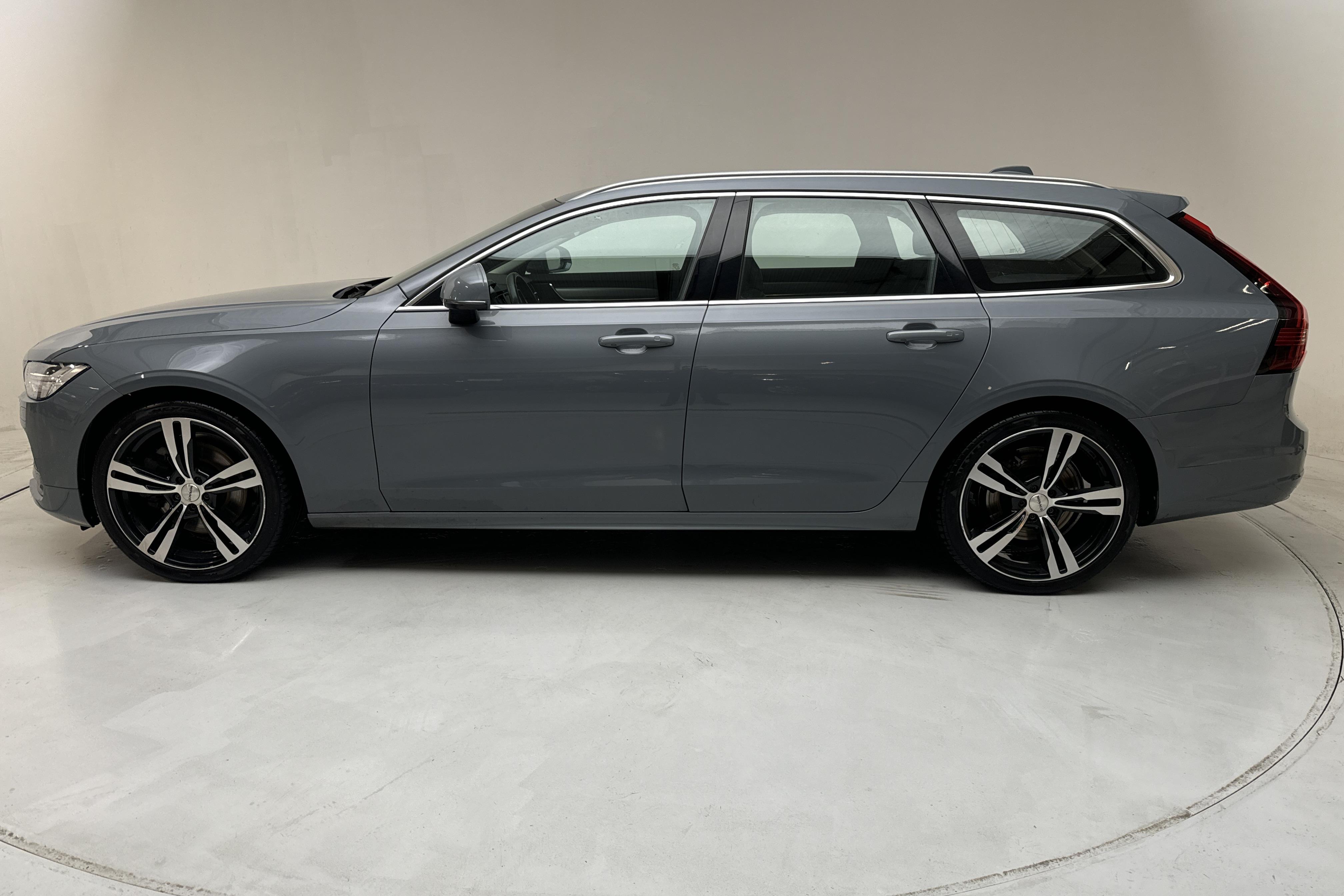 Volvo V90 B4 Mildhybrid, Diesel (190hk) - 103 500 km - Automatic - gray - 2021