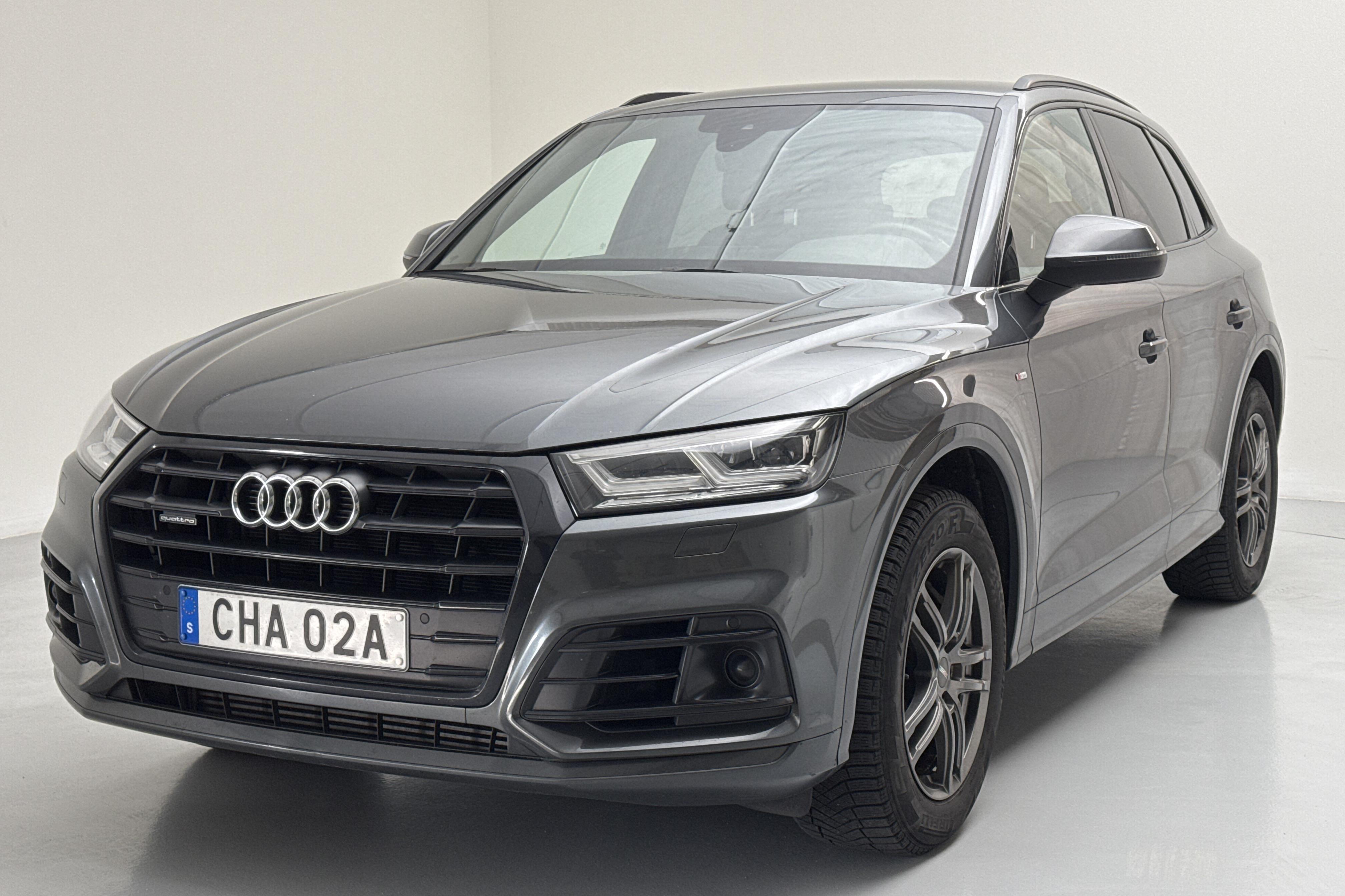 Audi Q5 45 TDI quattro (231hk) - 170 960 km - Automatic - gray - 2020