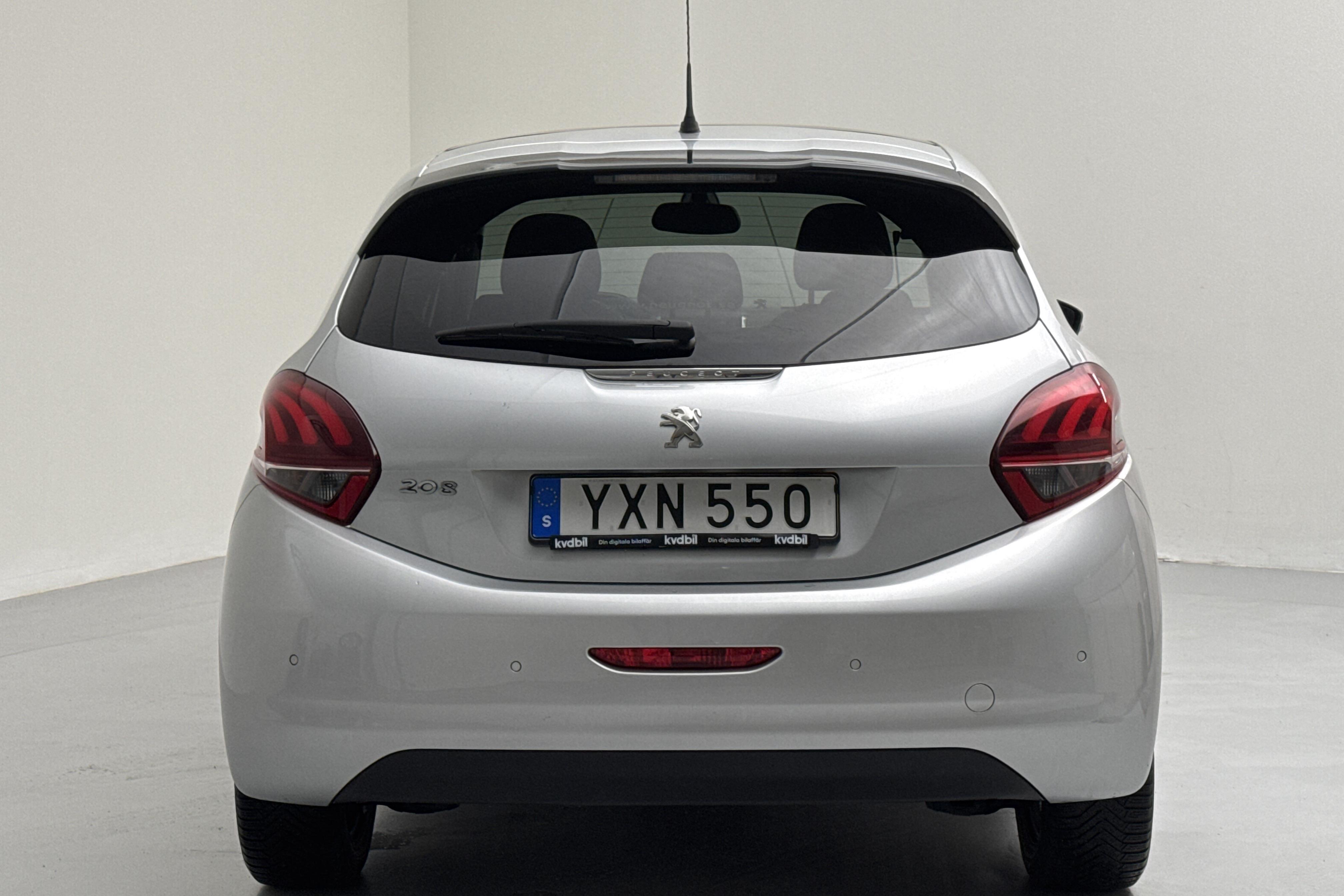 Peugeot 208 PureTech 5dr (82hk) - 78 880 km - Manual - silver - 2018