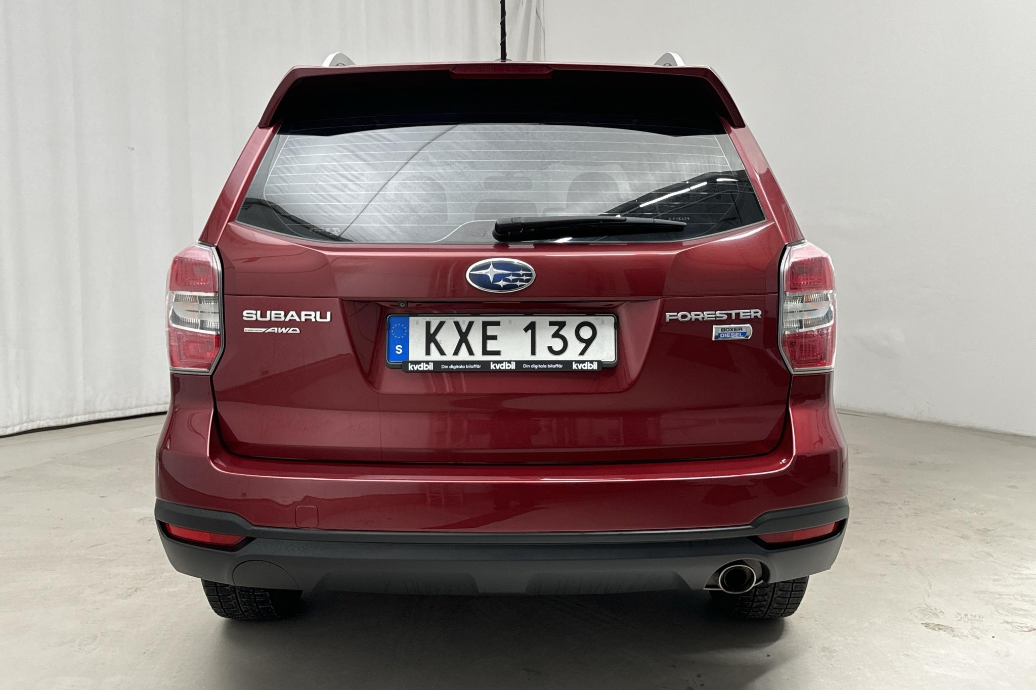 Subaru Forester 2.0D (147hk) - 148 480 km - Automatyczna - Light Red - 2015