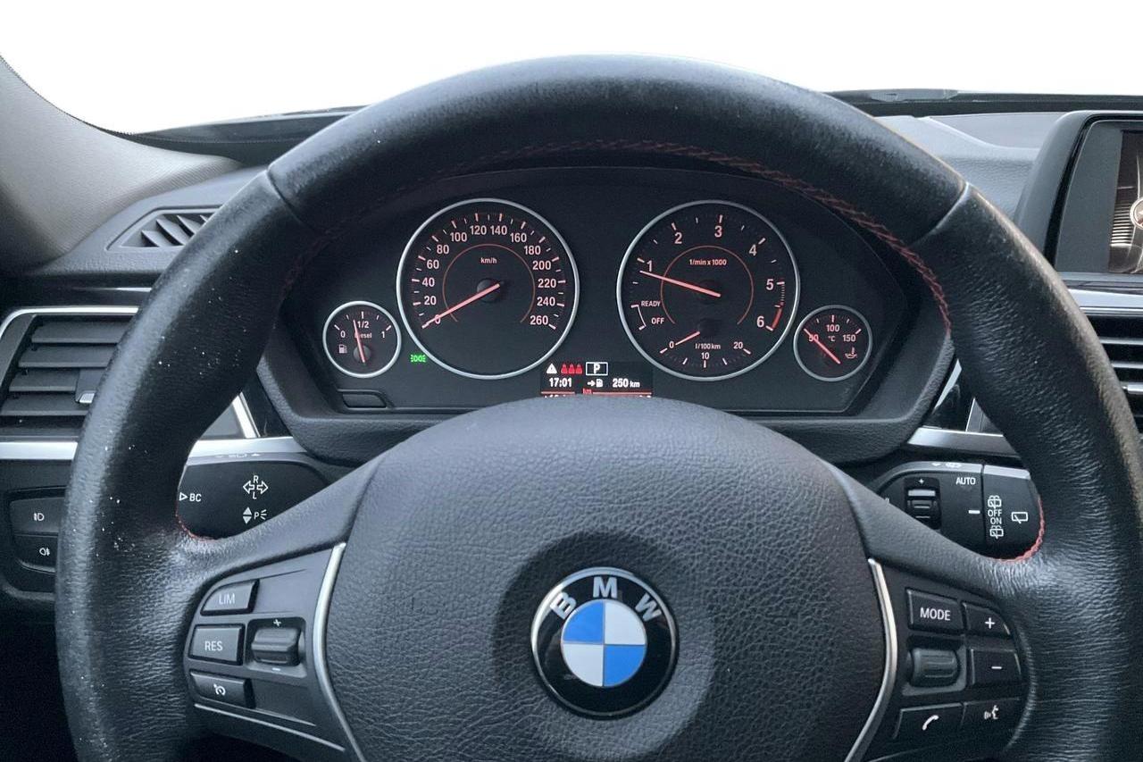 BMW 320d xDrive Touring, F31 (190hk) - 169 030 km - Automatyczna - szary - 2017