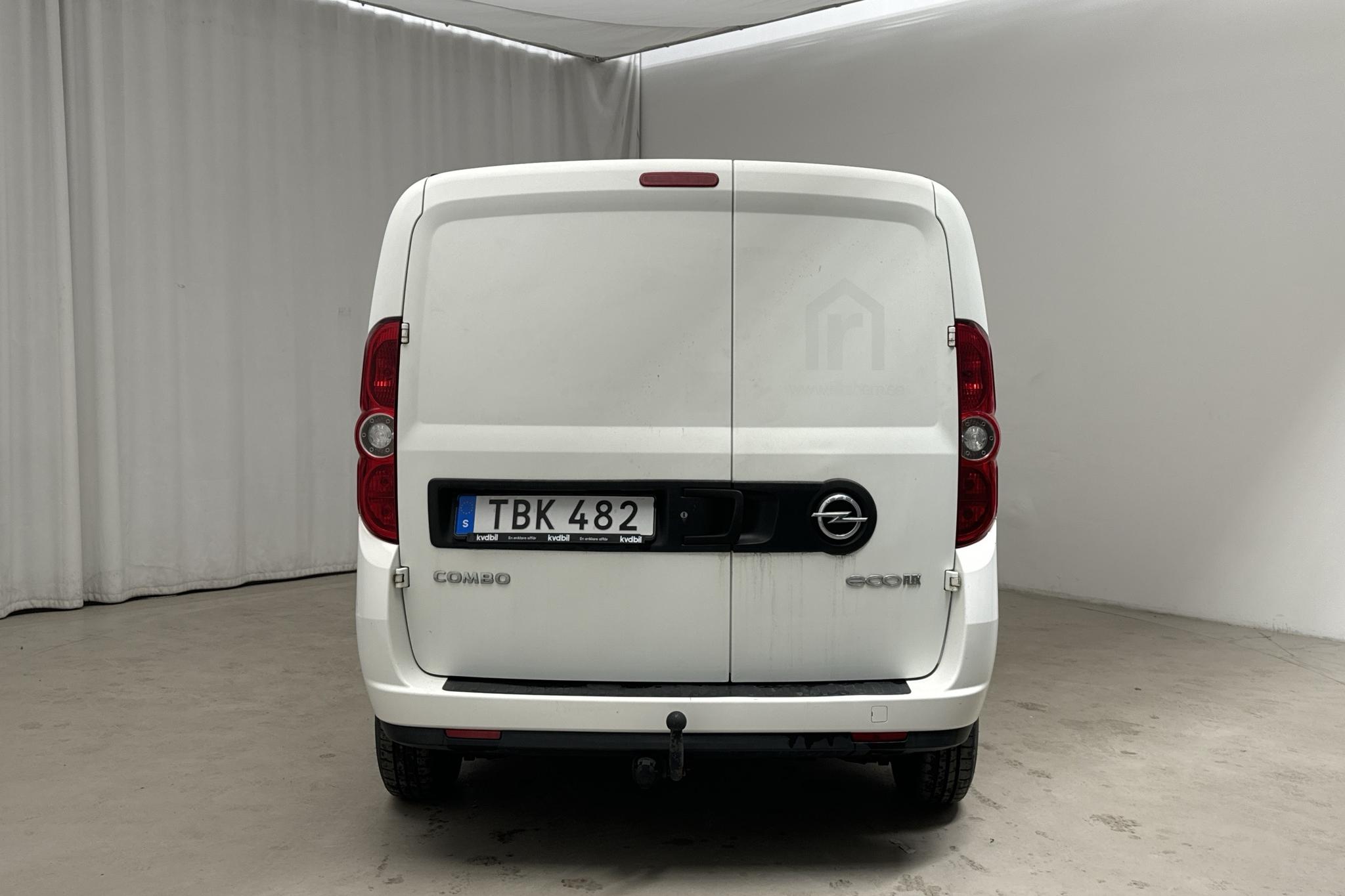 Opel Combo 1.3 CDTI Skåp (90hk) - 73 950 km - Manualna - biały - 2015