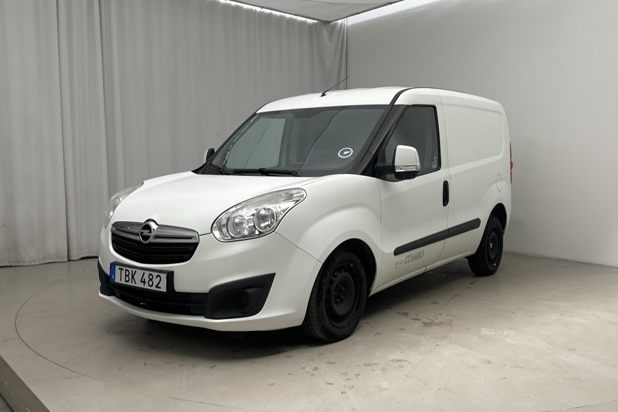 Opel Combo 1.3 CDTI Skåp (90hk) - 73 950 km - Manualna - biały - 2015