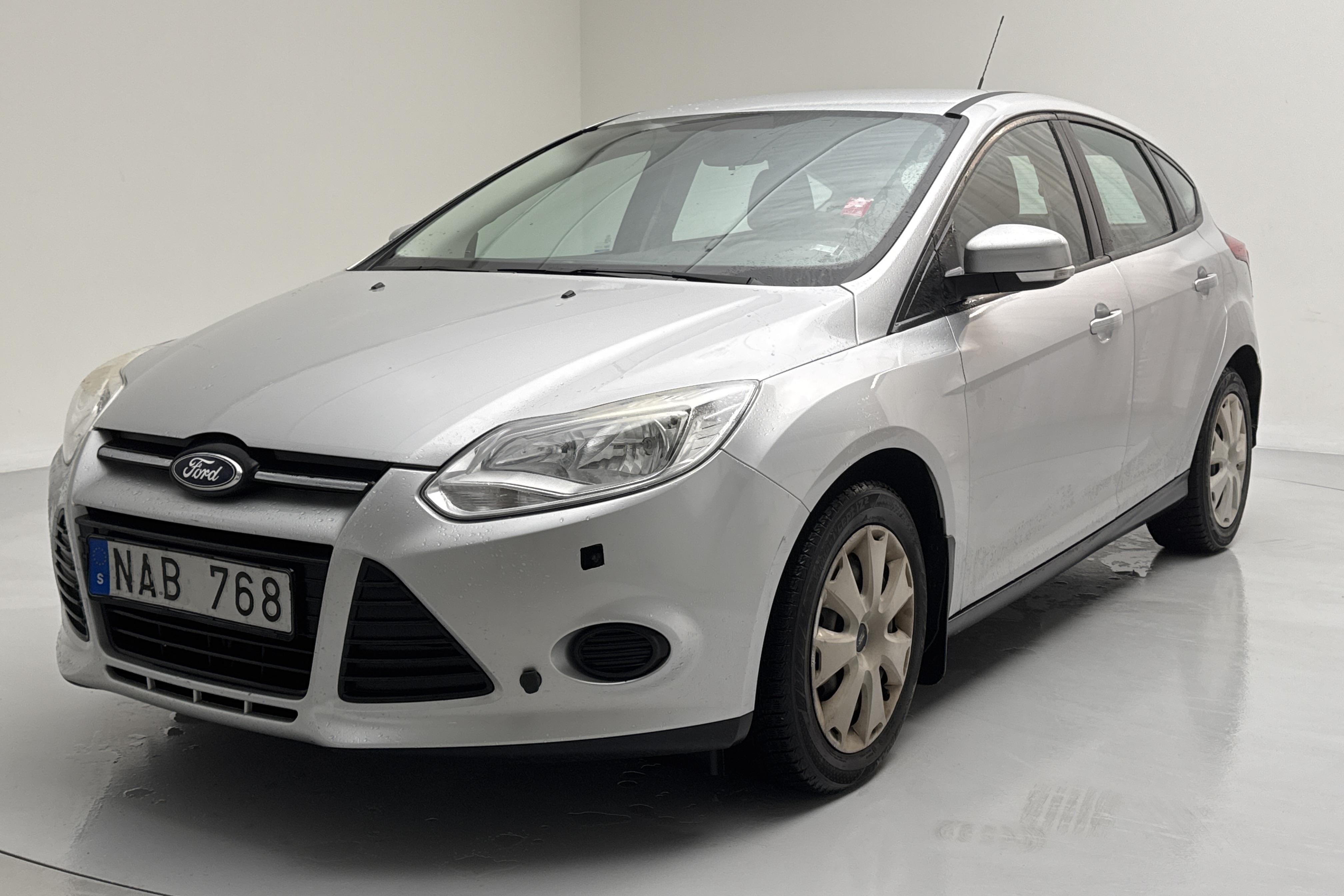 Ford Focus 1.6 CNG 5dr (120hk) - 97 280 km - Manualna - szary - 2013