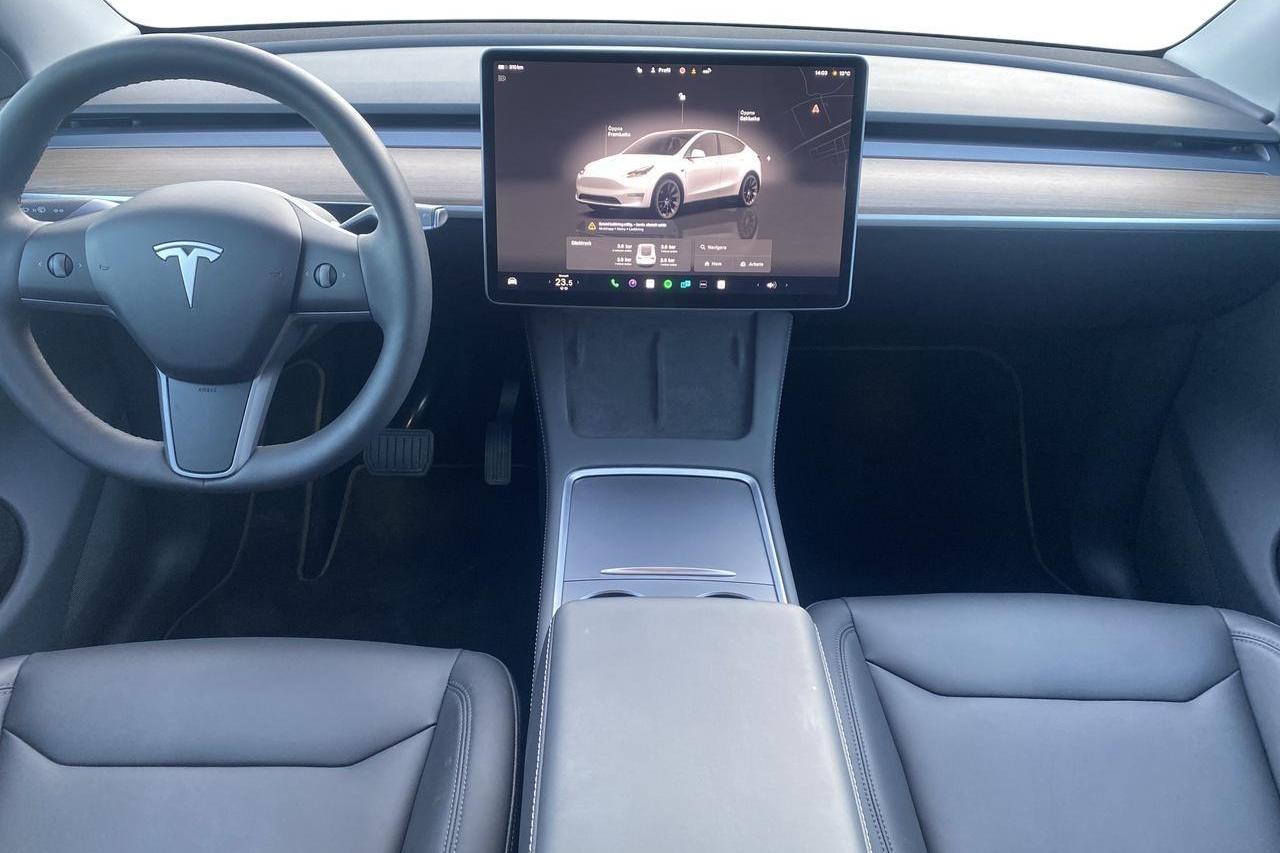 Tesla Model Y Long Range Dual Motor AWD - 23 370 km - Automatyczna - biały - 2024