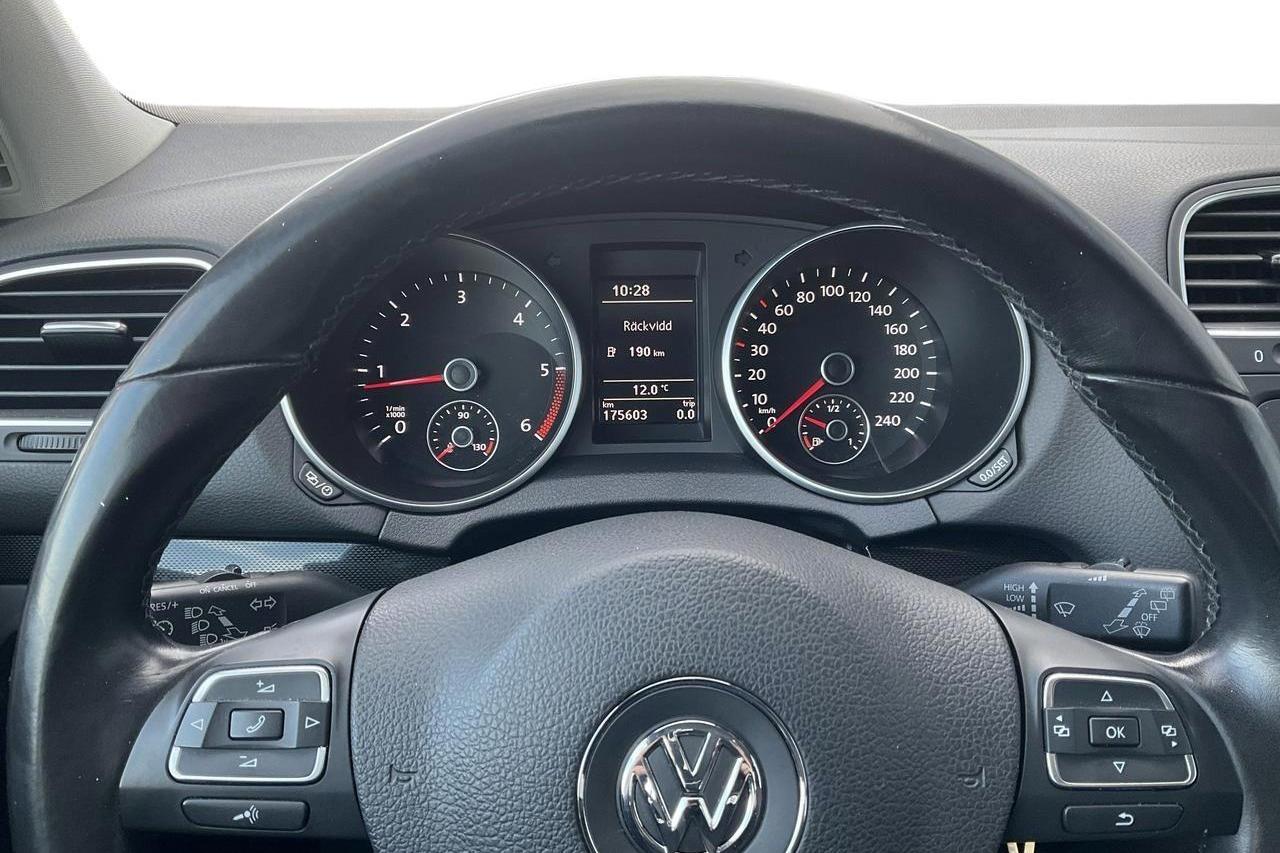 VW Golf VI 1.6 TDI BlueMotion Technology 5dr (105hk) - 175 600 km - Käsitsi - valge - 2013