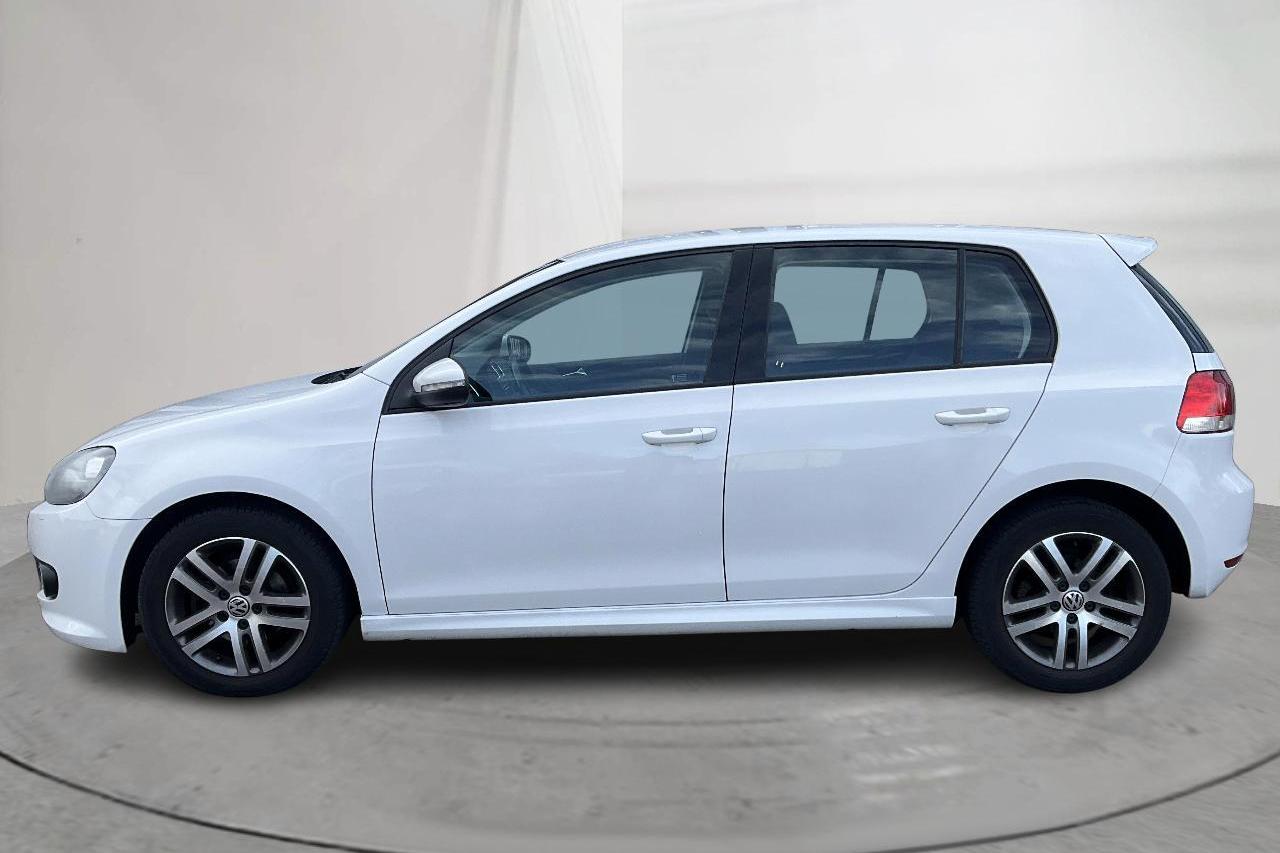 VW Golf VI 1.6 TDI BlueMotion Technology 5dr (105hk) - 175 600 km - Manual - white - 2013