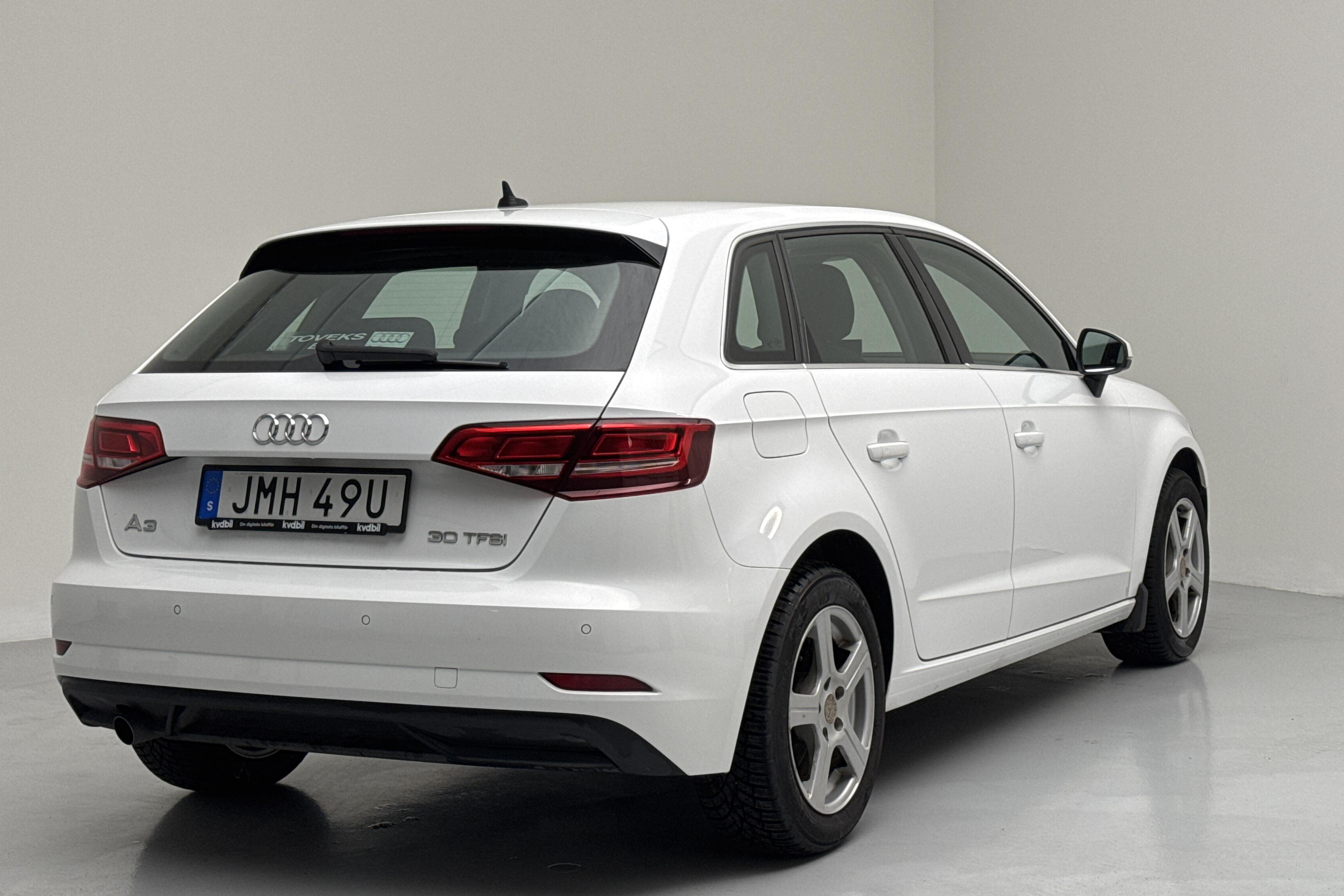 Audi A3 Sportback 30 TFSI - 42 830 km - Manualna - biały - 2019