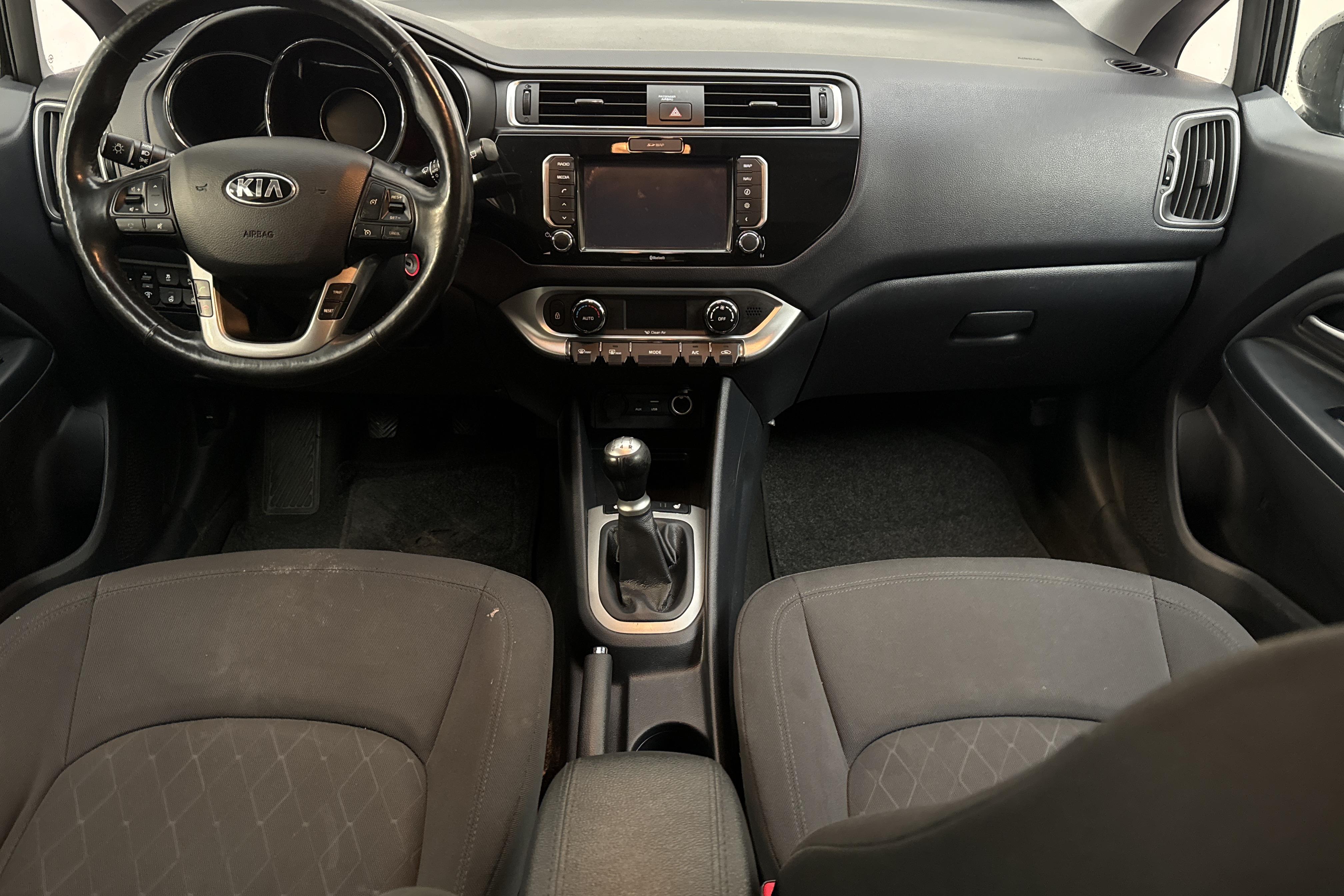 KIA Rio 1.2 (85hk) - 191 130 km - Manual - black - 2015