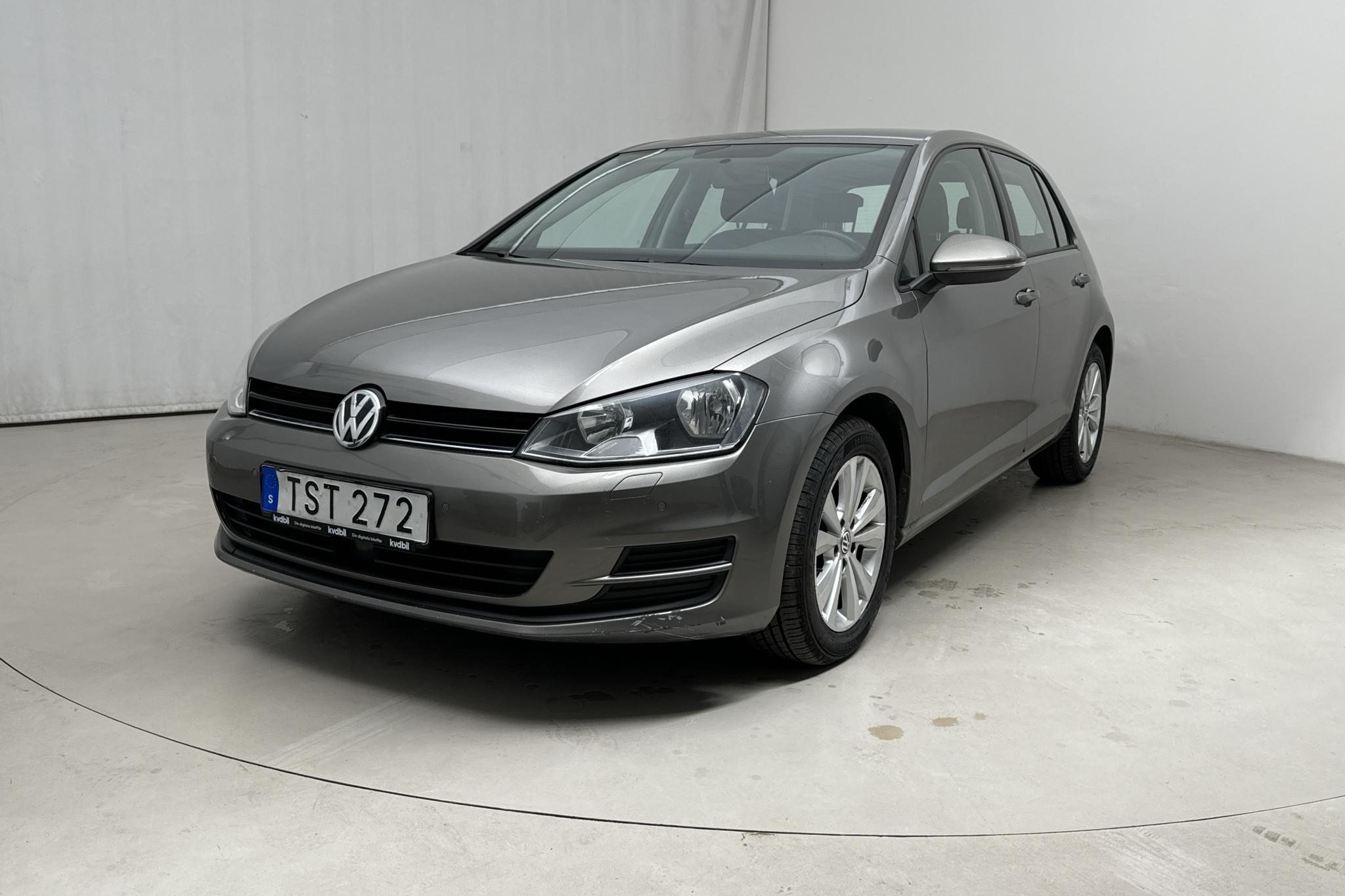 VW Golf VII 1.2 TSI 5dr (105hk) - 164 160 km - Manualna - szary - 2015