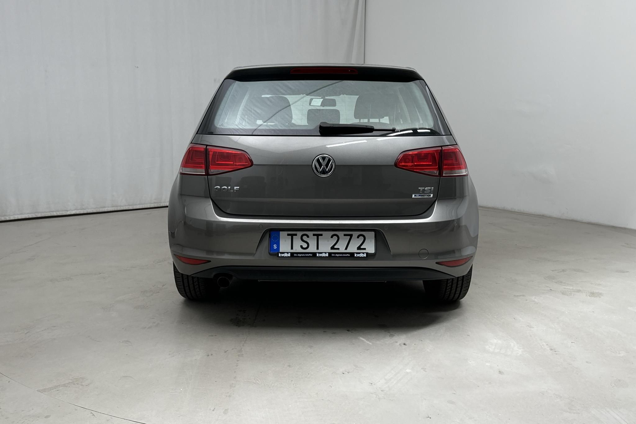 VW Golf VII 1.2 TSI 5dr (105hk) - 164 160 km - Manualna - szary - 2015