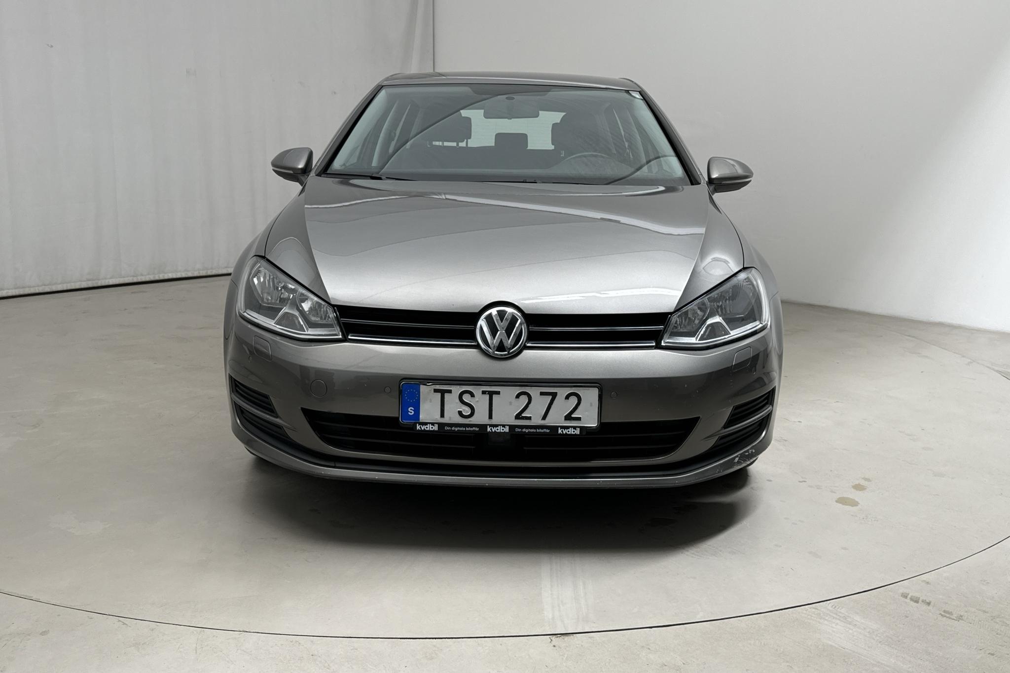 VW Golf VII 1.2 TSI 5dr (105hk) - 164 160 km - Manualna - szary - 2015