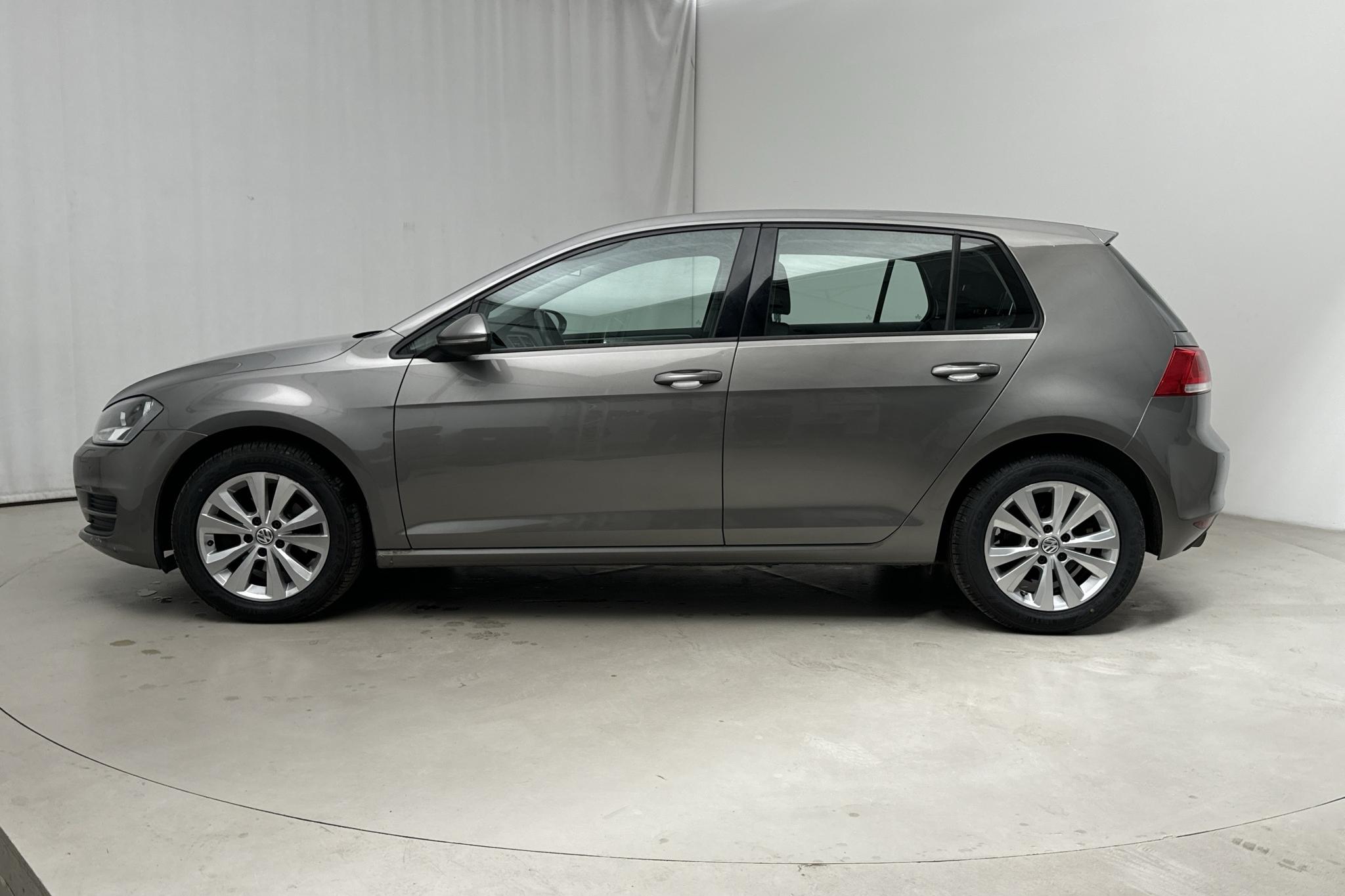 VW Golf VII 1.2 TSI 5dr (105hk) - 164 160 km - Käsitsi - hall - 2015