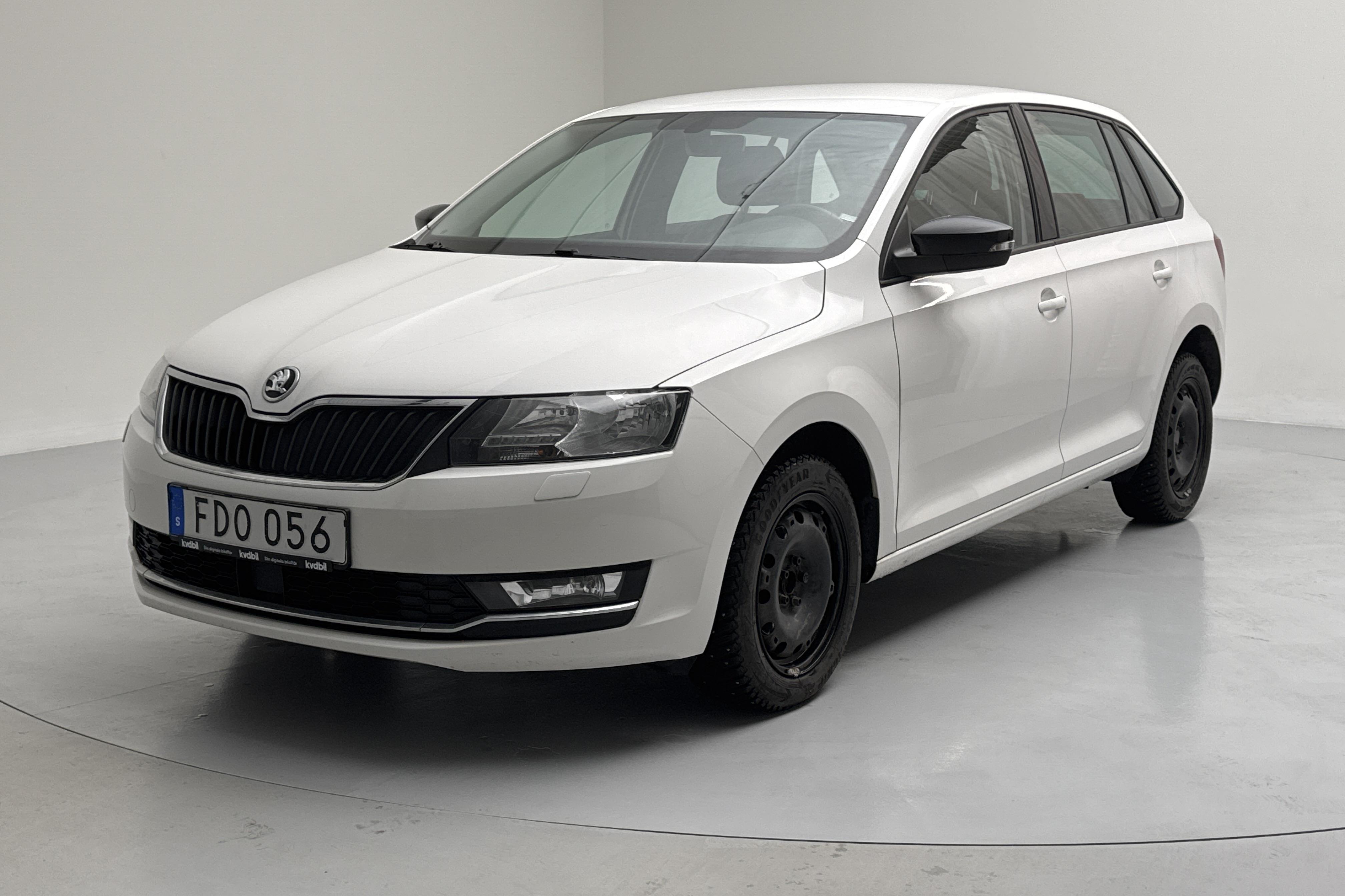 Skoda Rapid 1.4 TDI Spaceback (90hk) - 69 040 km - Manuaalinen - valkoinen - 2018