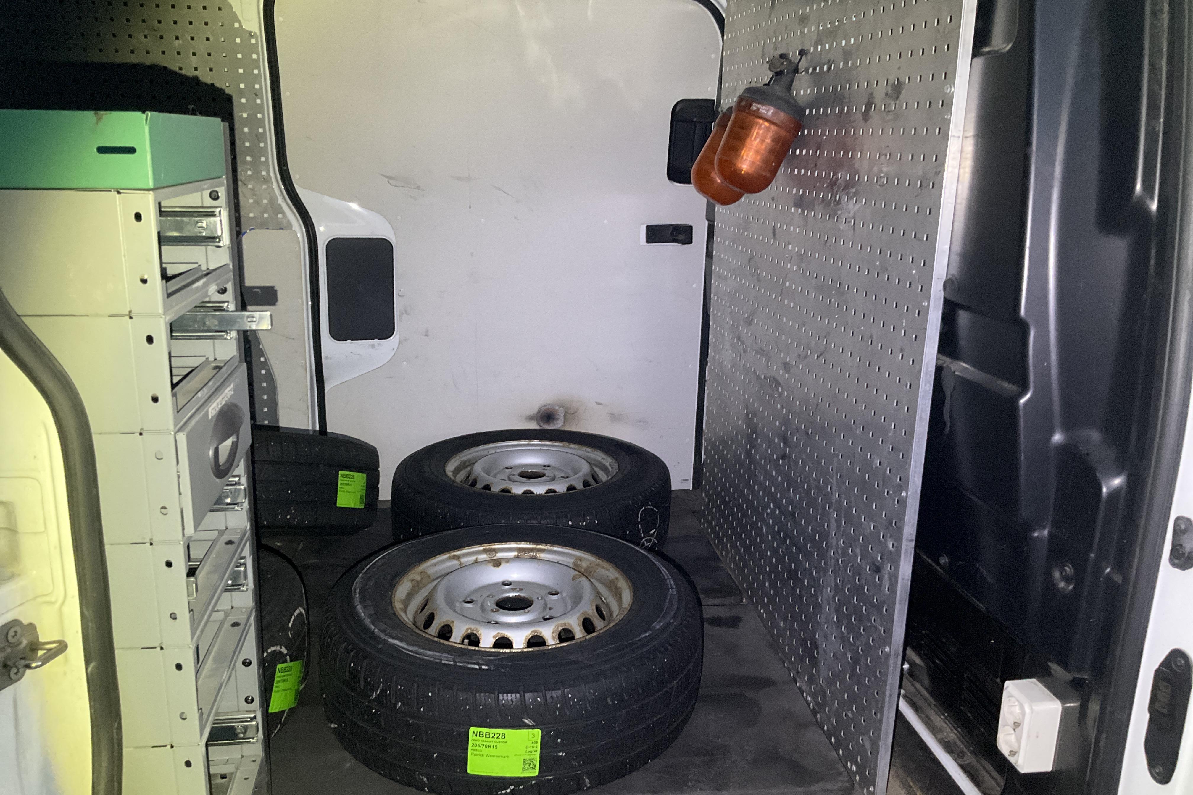 Ford Transit Custom 290 (130hk) - 210 050 km - Manualna - biały - 2016