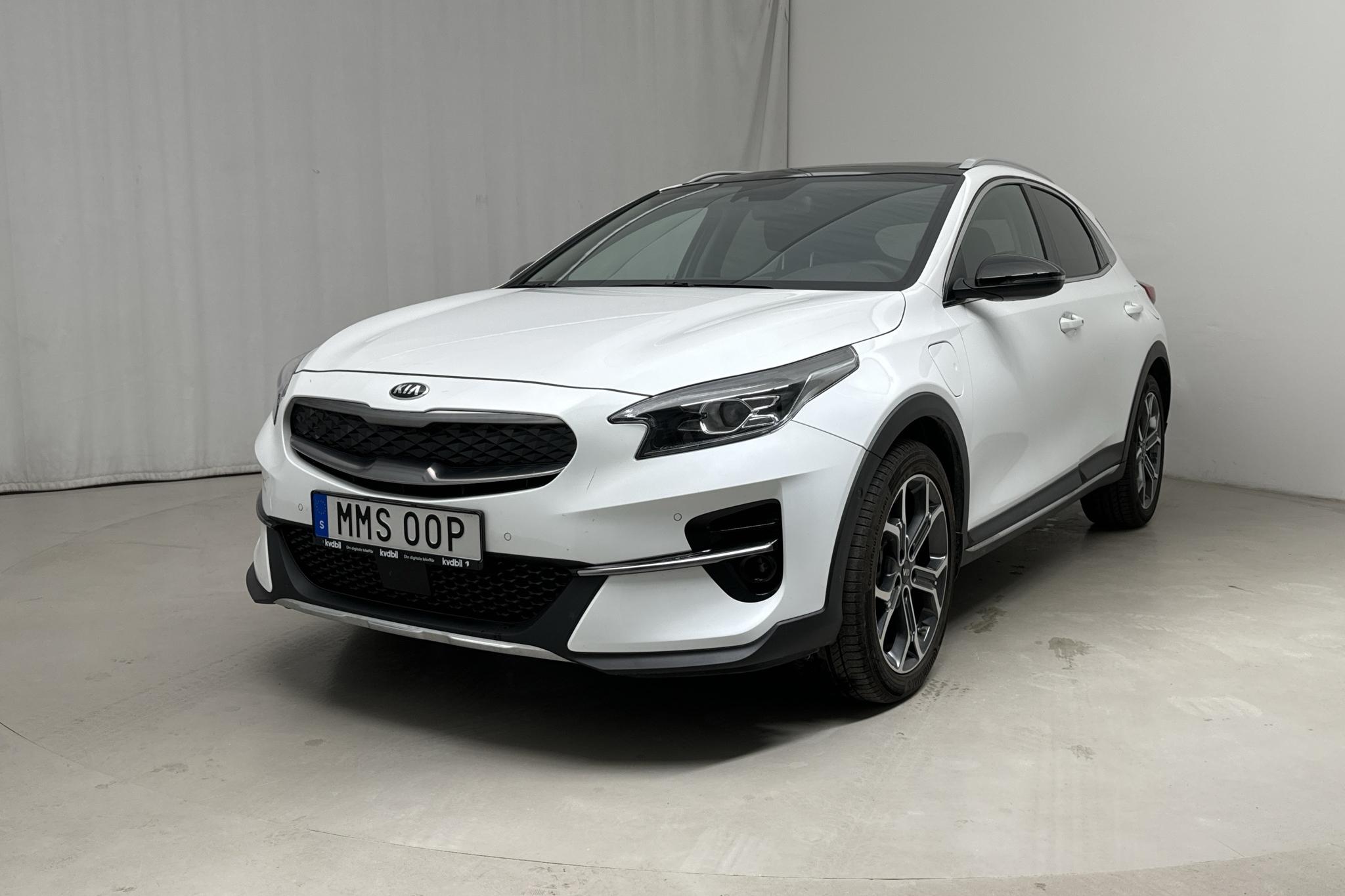 KIA XCeed 1.6 Plug-in Hybrid 5dr (141hk) - 5 210 km - Automatic - white - 2021