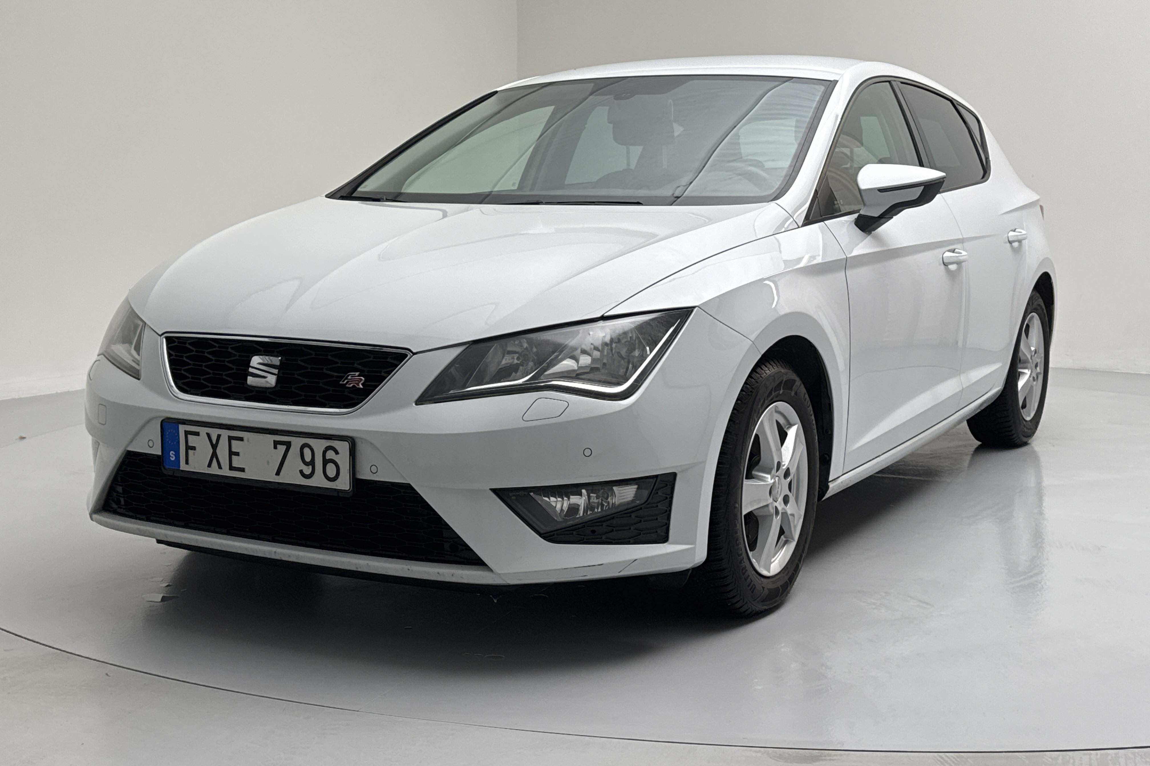 Seat Leon 1.4 TSI 5dr (140hk) - 121 030 km - Manuaalinen - valkoinen - 2013