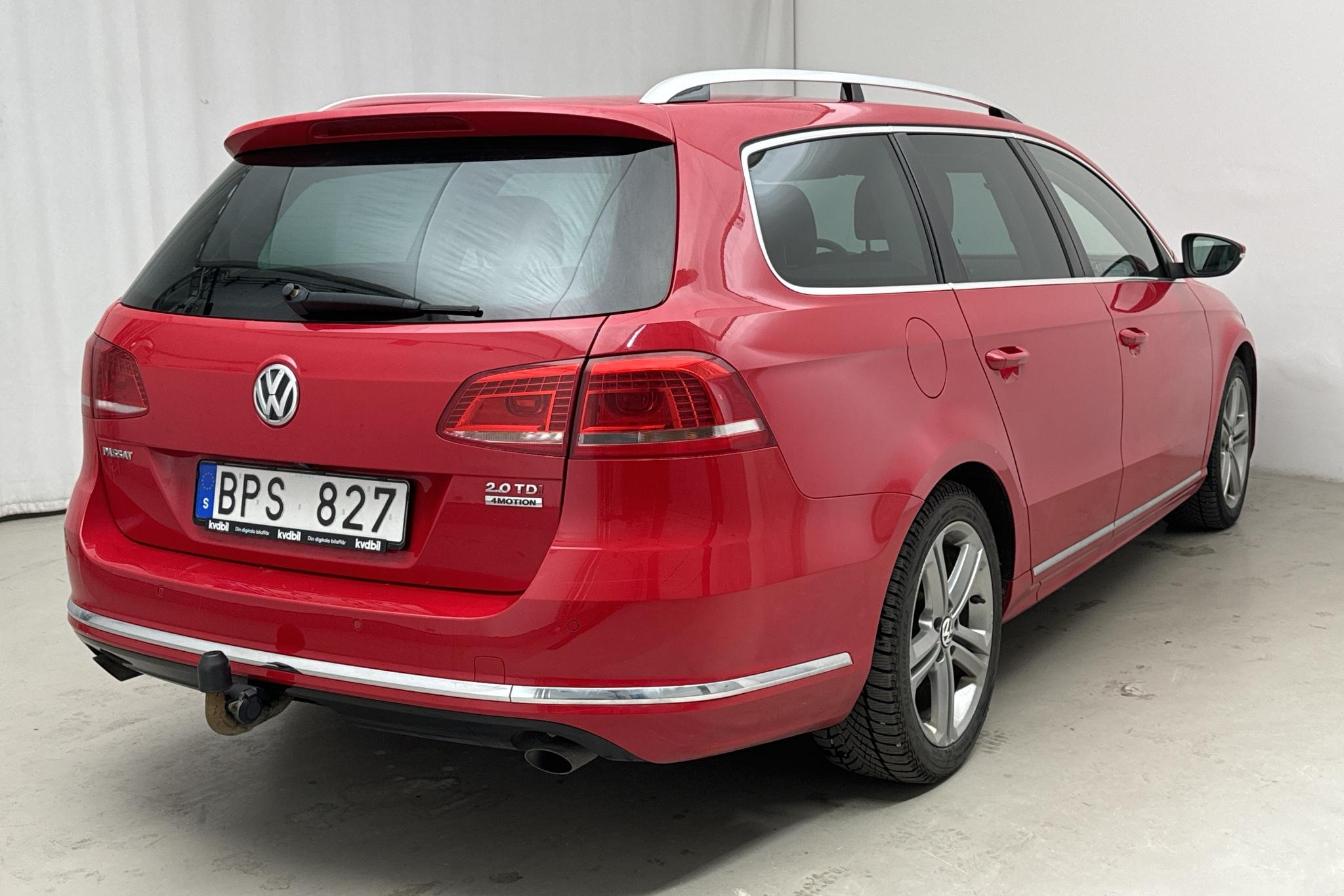 VW Passat 2.0 TDI BlueMotion Technology Variant 4Motion (177hk) - 201 040 km - Automaattinen - punainen - 2013