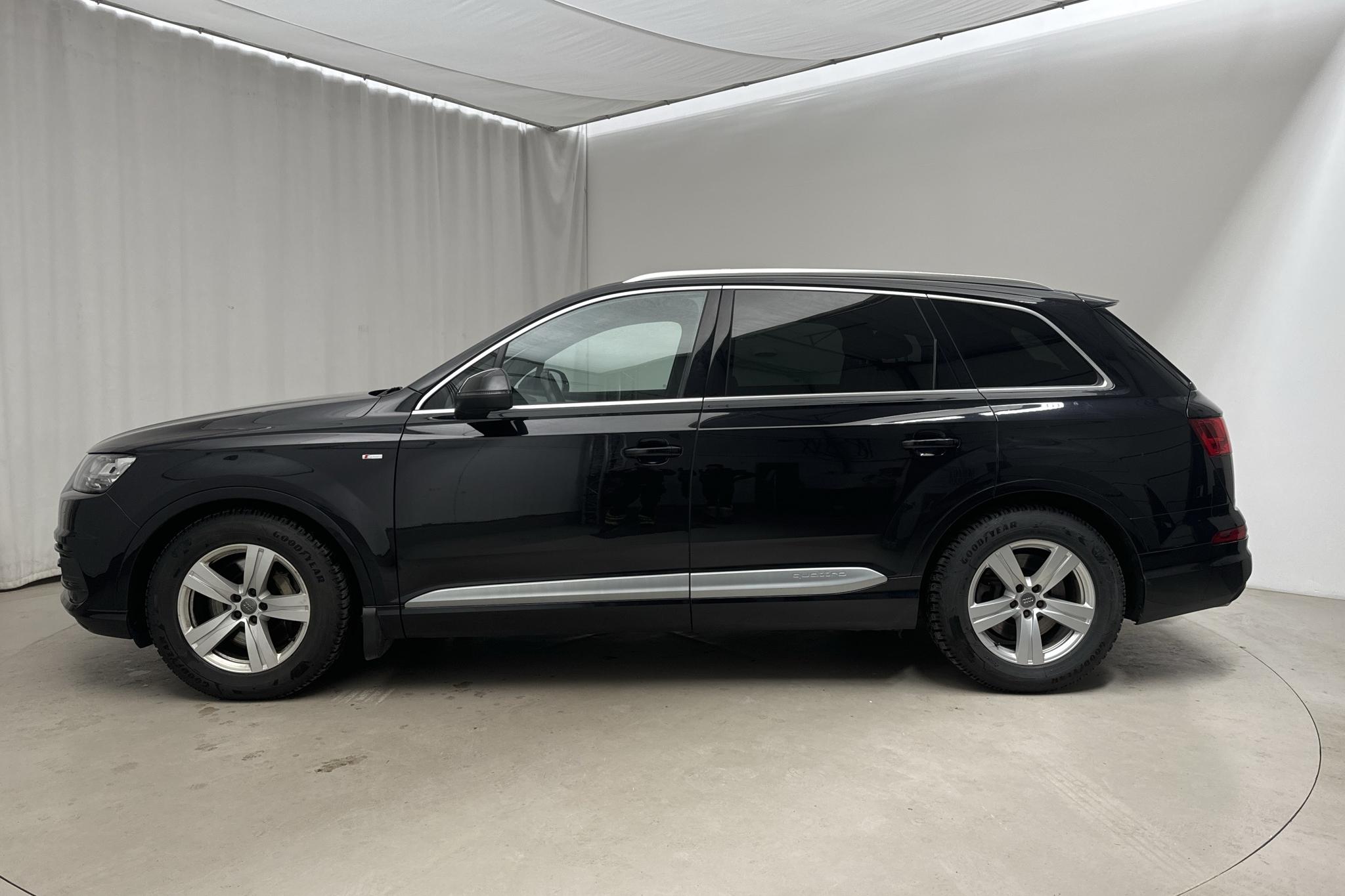 Audi Q7 3.0 TDI quattro (272hk) - 14 915 mil - Automat - svart - 2017