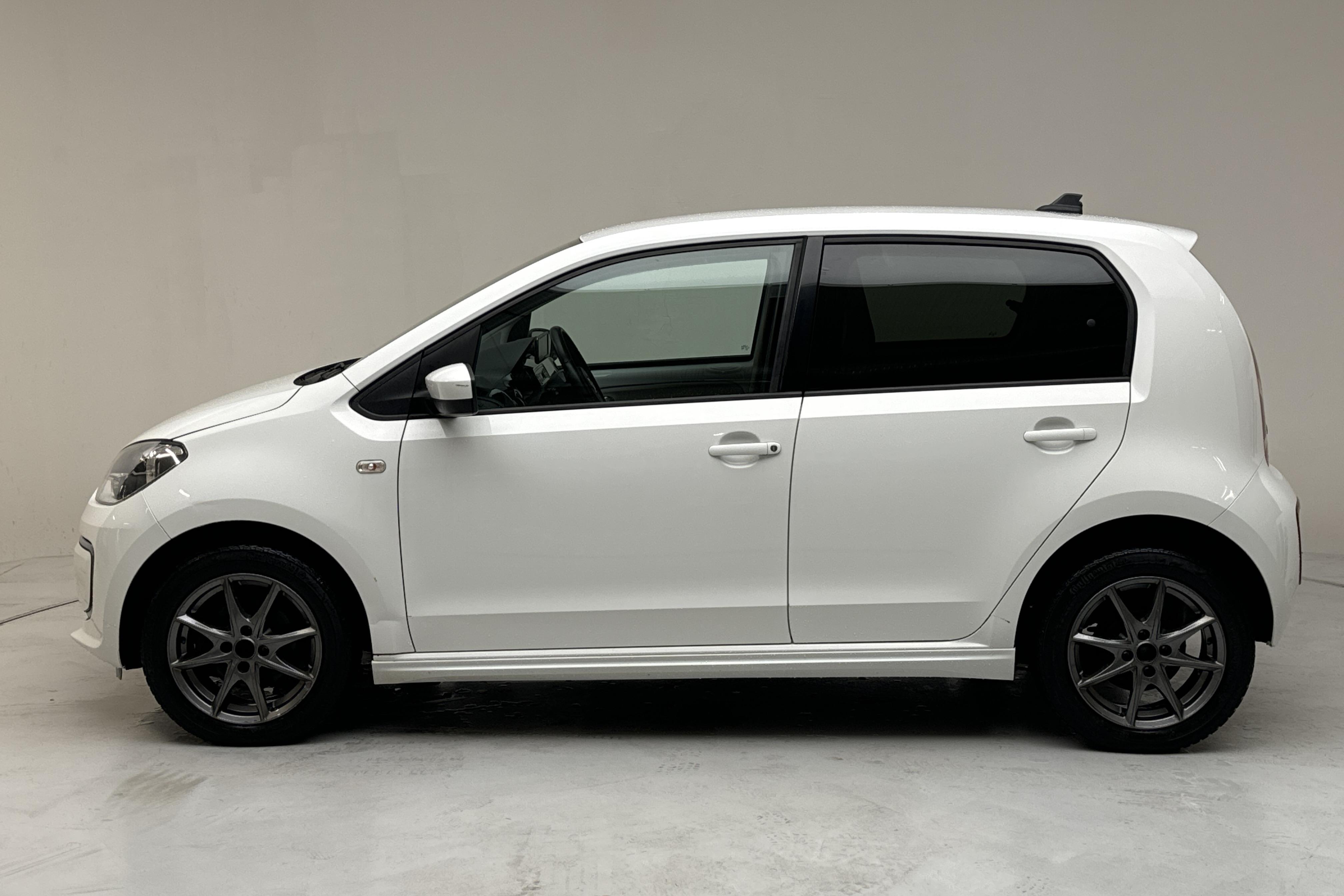 VW e-up! (82hk) - 87 650 km - Automatic - white - 2016