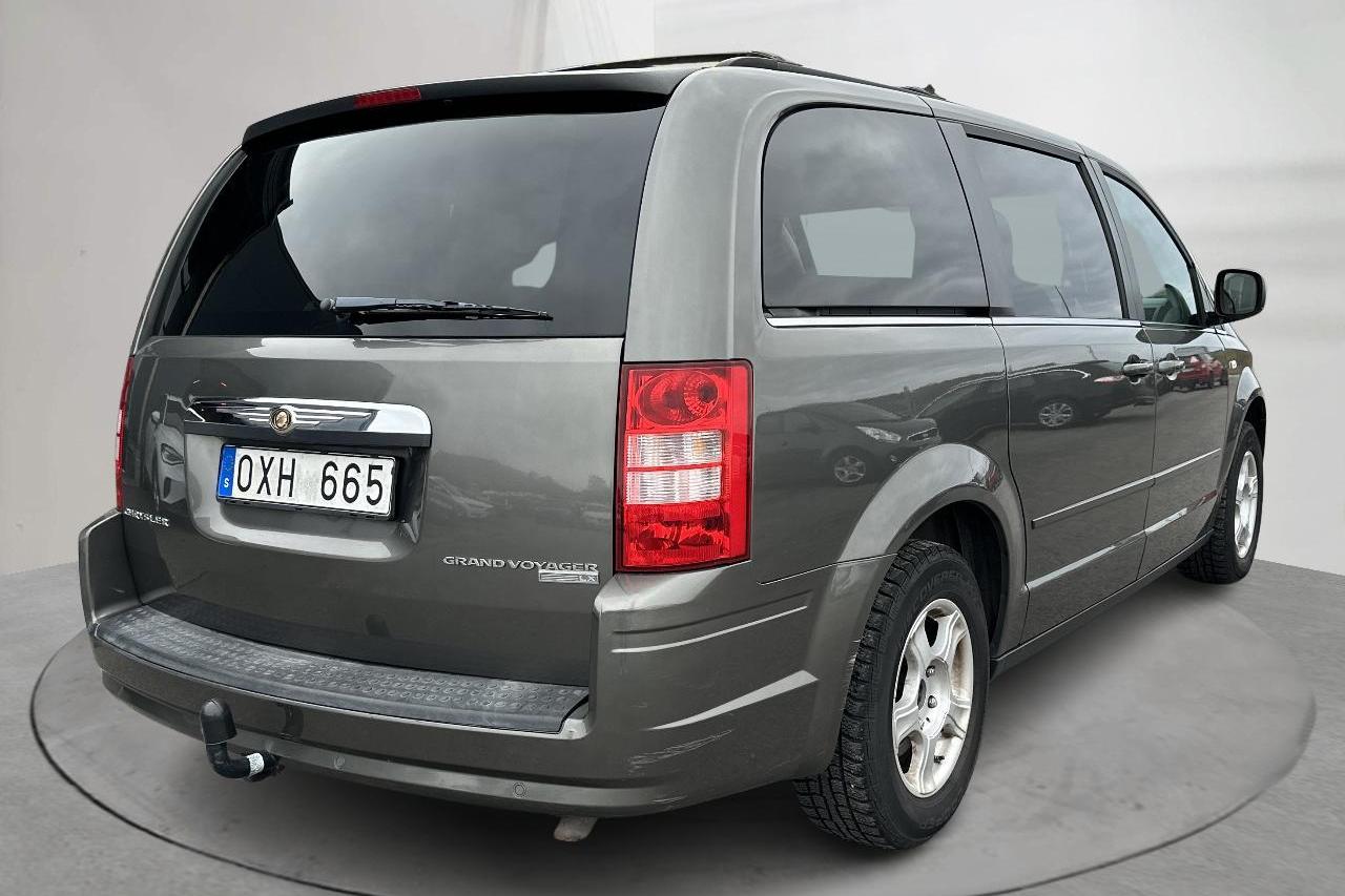 Chrysler Grand Voyager 3.8 (193hk) - 55 830 km - Automatyczna - szary - 2010