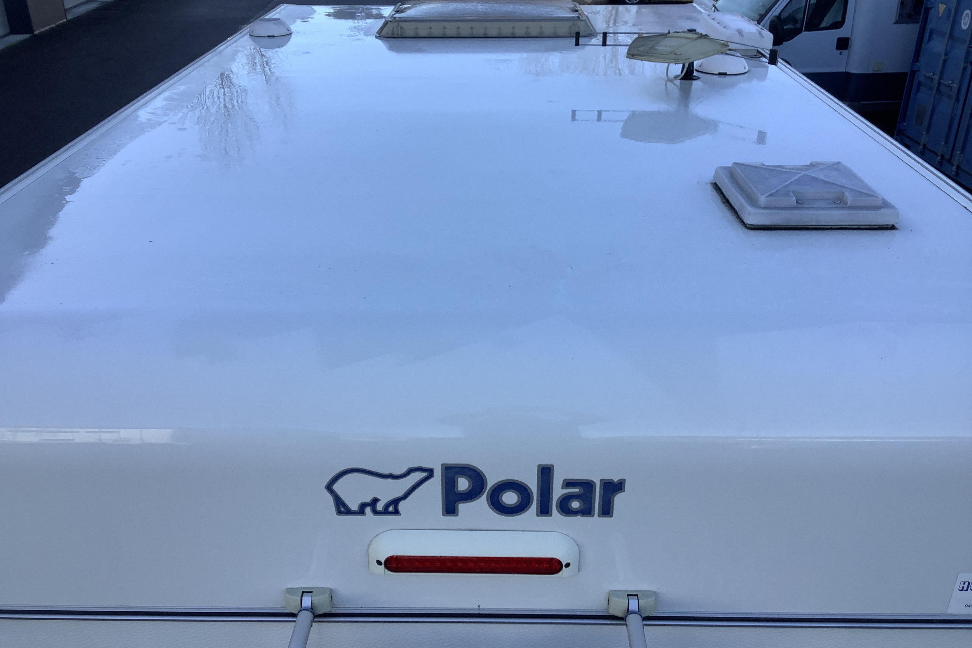 Polar 560 CTH 2,5 Husvagn med förtält - 0 km - vit - 2004